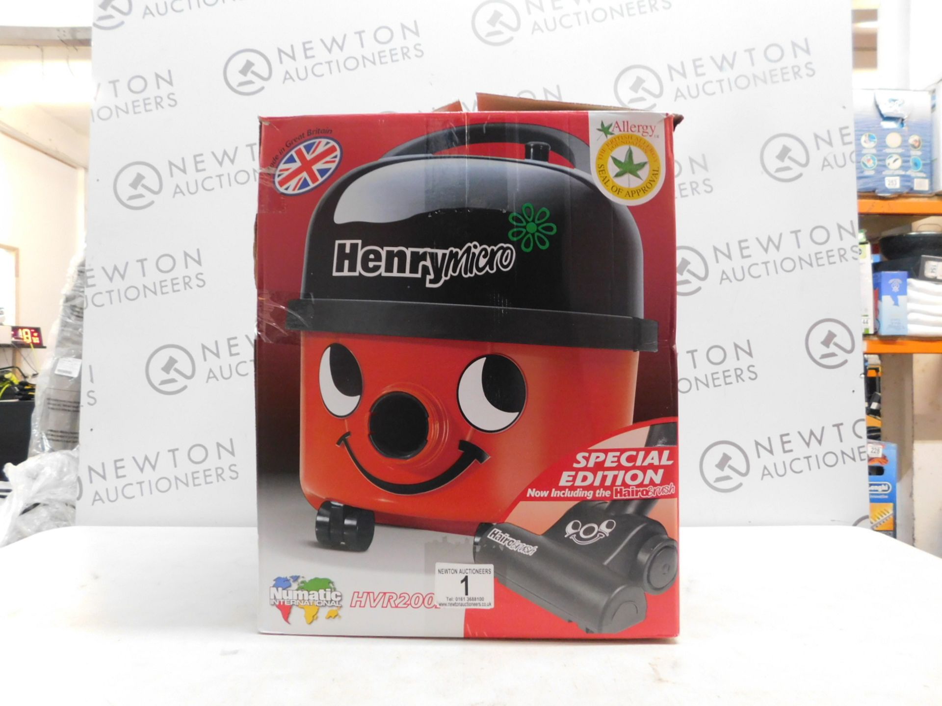 1 BOXED NUMATIC HVR200M HENRY MICRO VACUUM CLEANER WITH ACCESSORIES RRP Â£199.99 (LIKE NEW