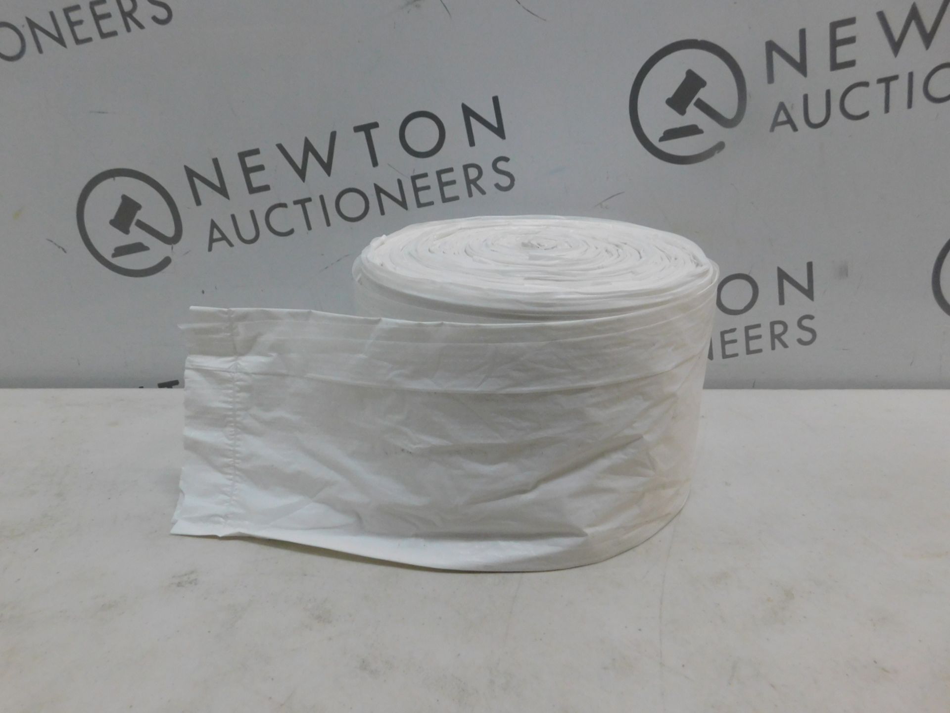 1 ROLL OF WHITE KITCHEN BIN BAGS RRP Â£6.99