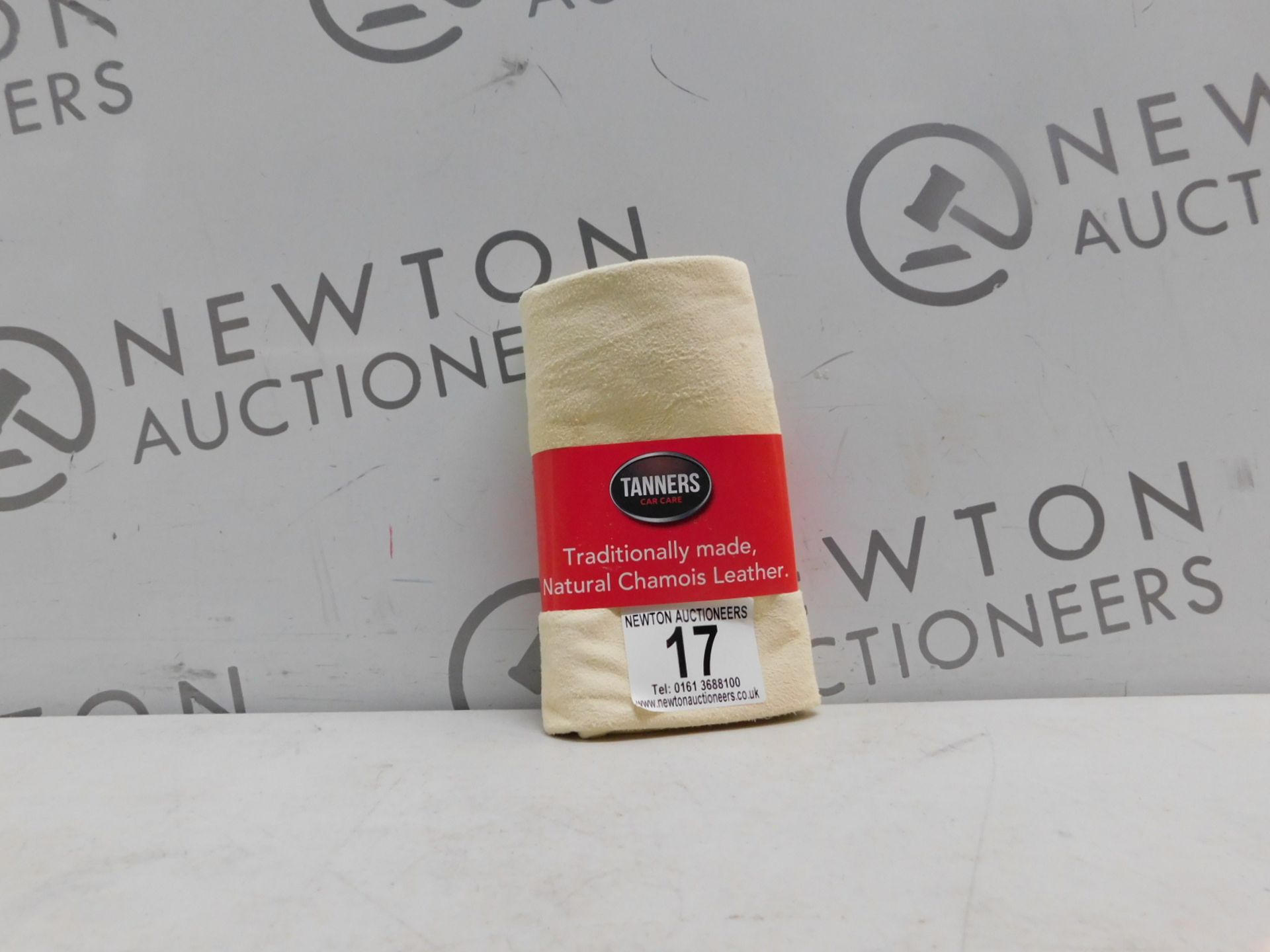 1 PACK OF TANNERS TRADITION CHAMOIS LEATHER RRP Â£29.99