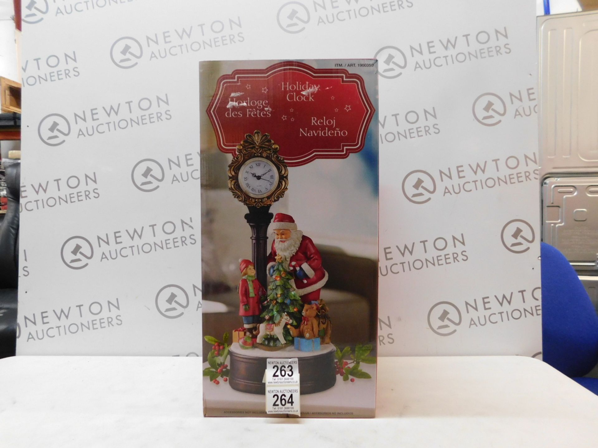 1 BRAND NEW BOXED 20 INCH (51 CM) CHRISTMAS CLOCK WITH SANTA AND LED TREE RRP Â£70