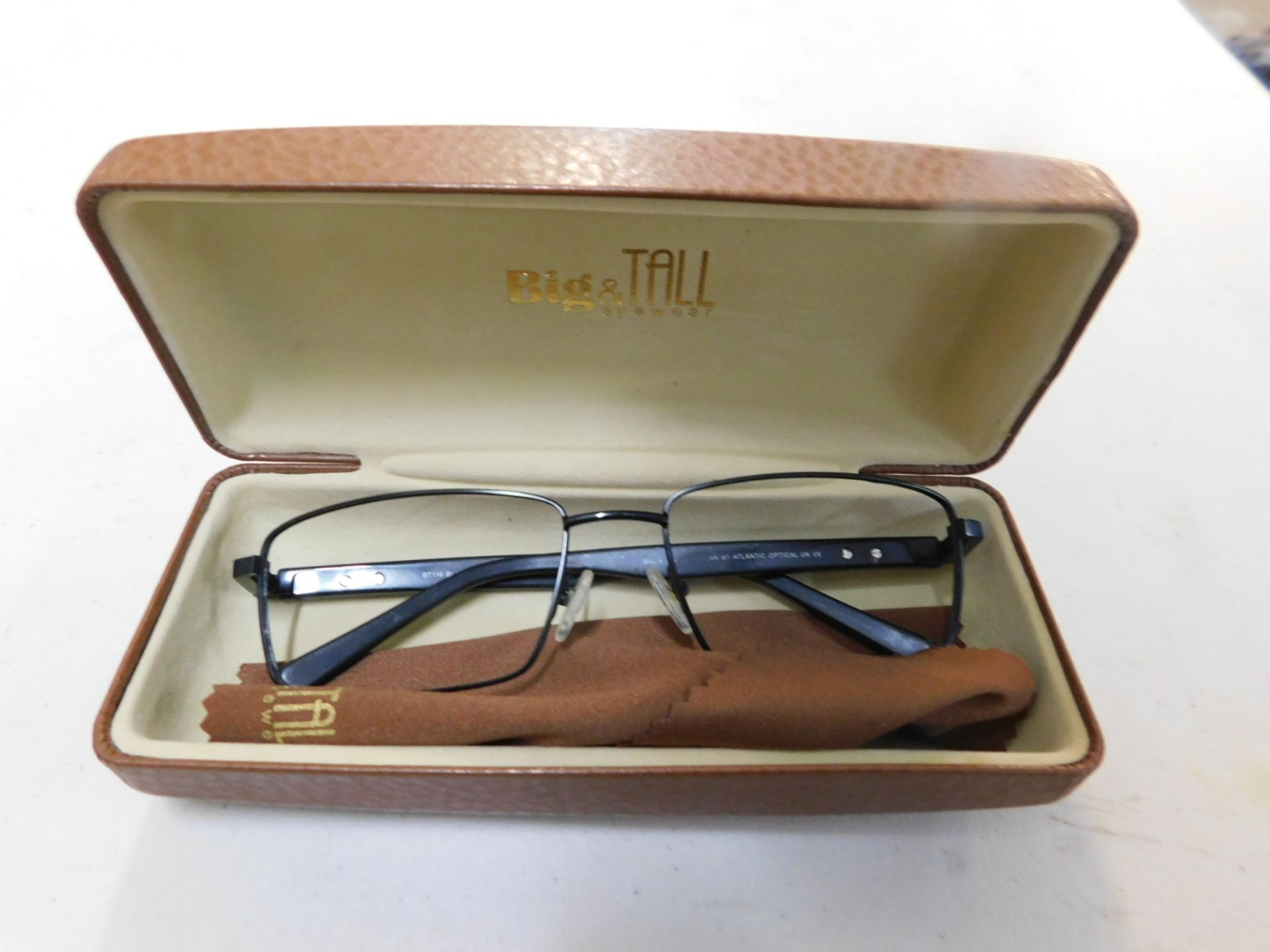 1 PAIR OF BIG AND TALL GLASSES FRAME MODEL BT118 RRP Â£79.99