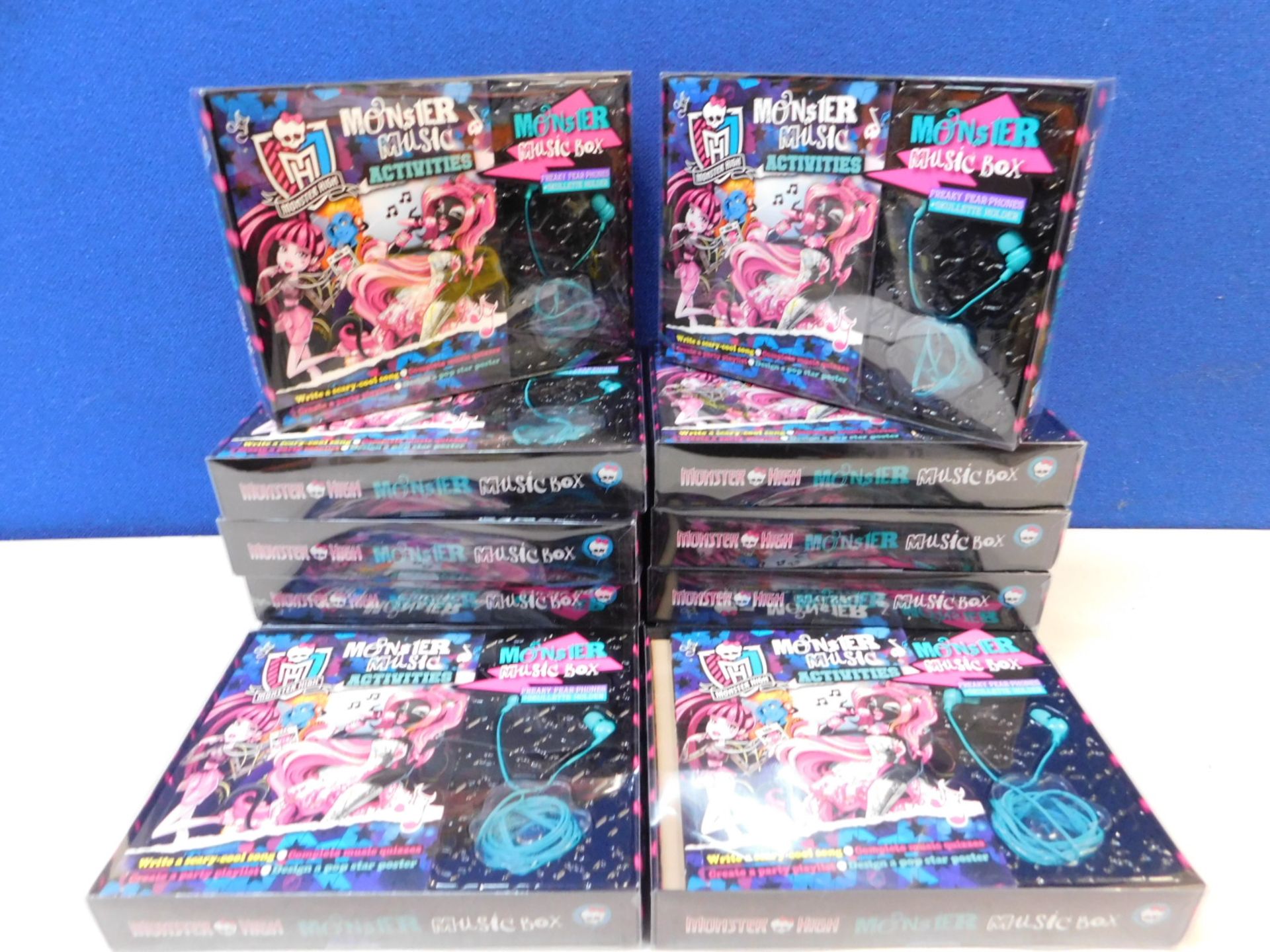 12 BRAND NEW MONSTER HIGH: MONSTER MUSIC BOX GIFT SETS RRP Â£99