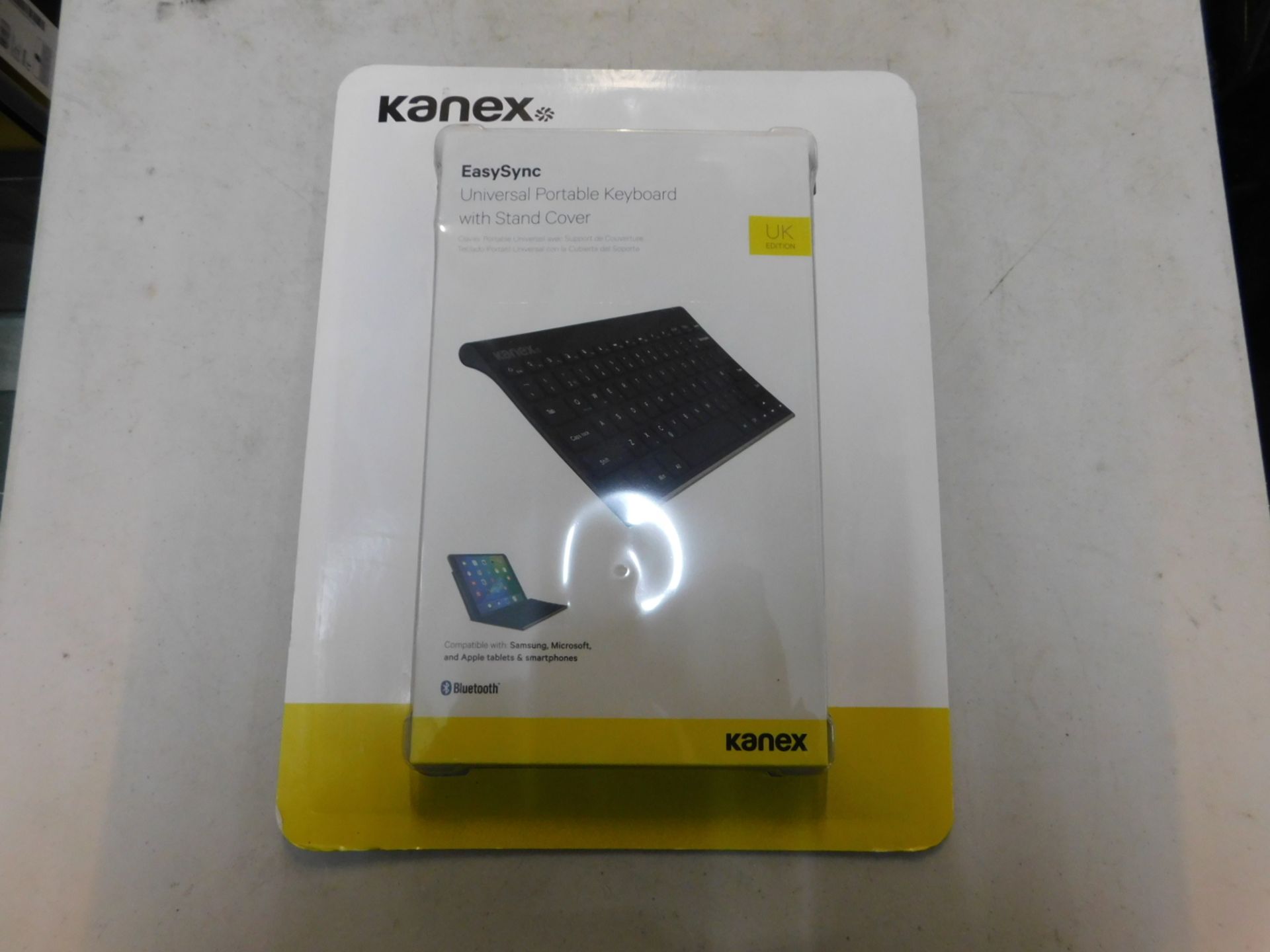 1 BOXED KANEX EASY SYNC UNIVERSAL PORTABLE KEYBOARD WITH COVER RRP Â£49.99