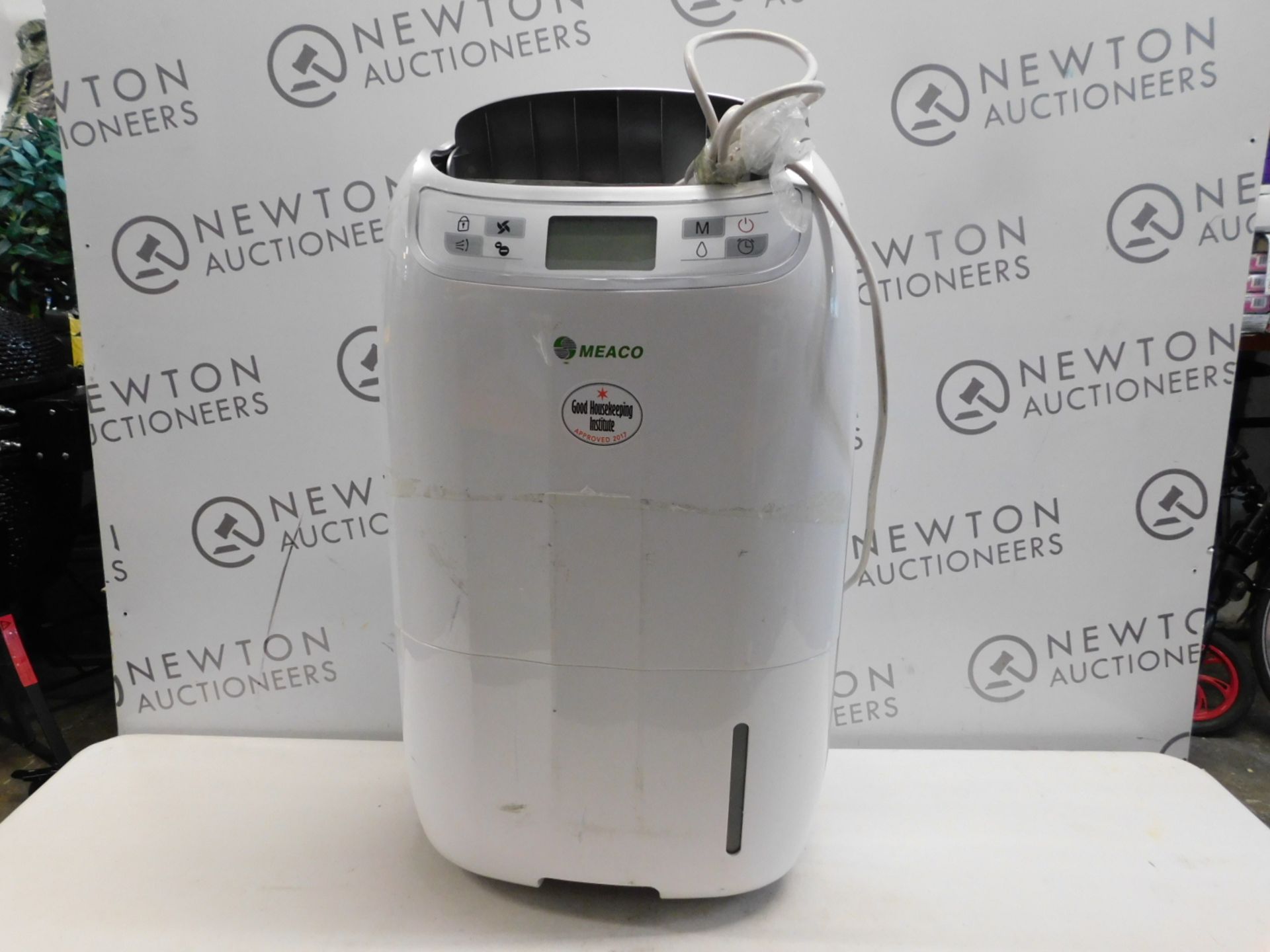 1 MEACODRY ABC DEHUMIDIFIER RRP Â£139.99