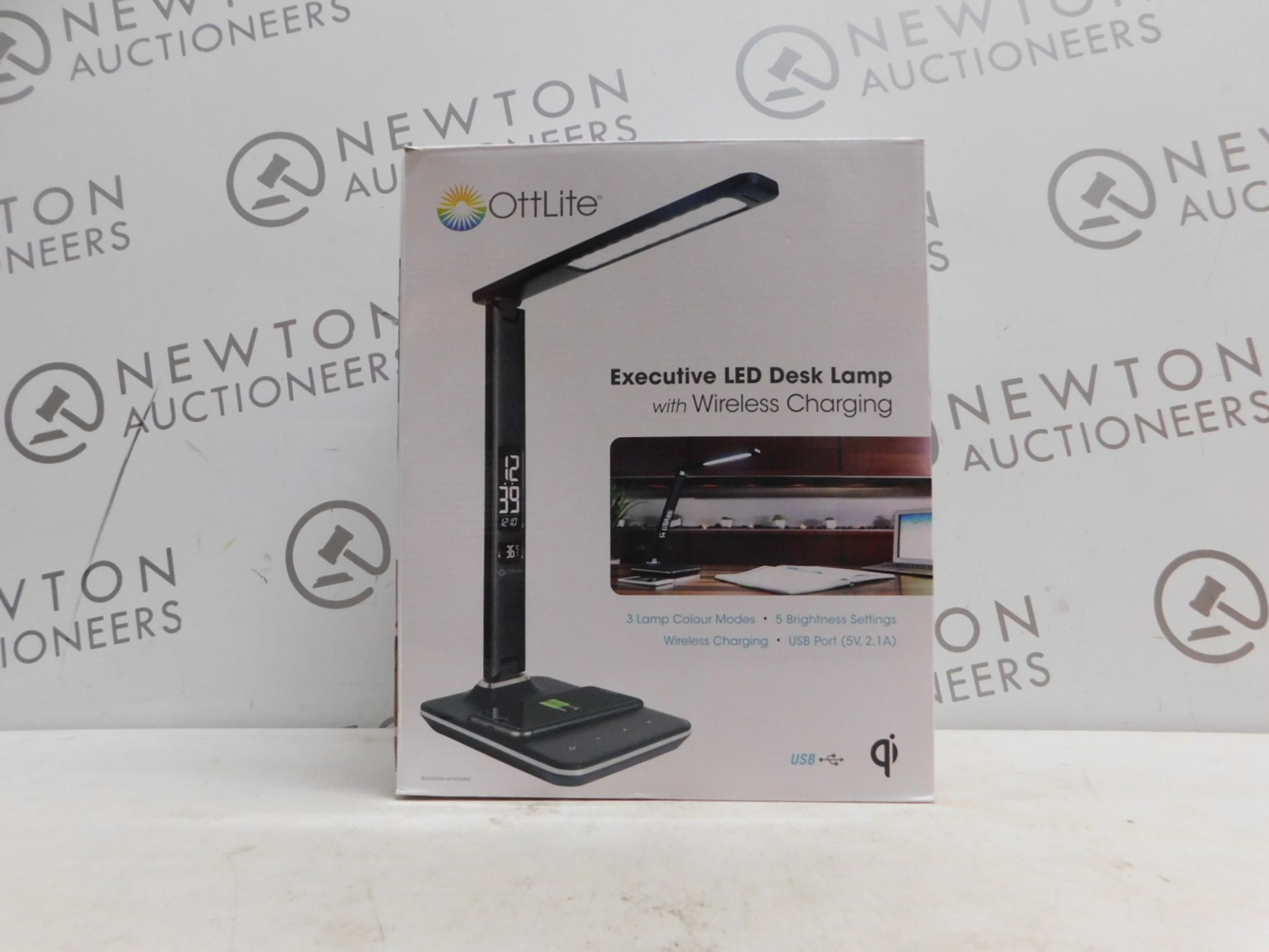 1 BOXED OTTLITE EXECUTIVE LED DESK LAMP WITH WIRELESS CHARGING RRP Â£49.99