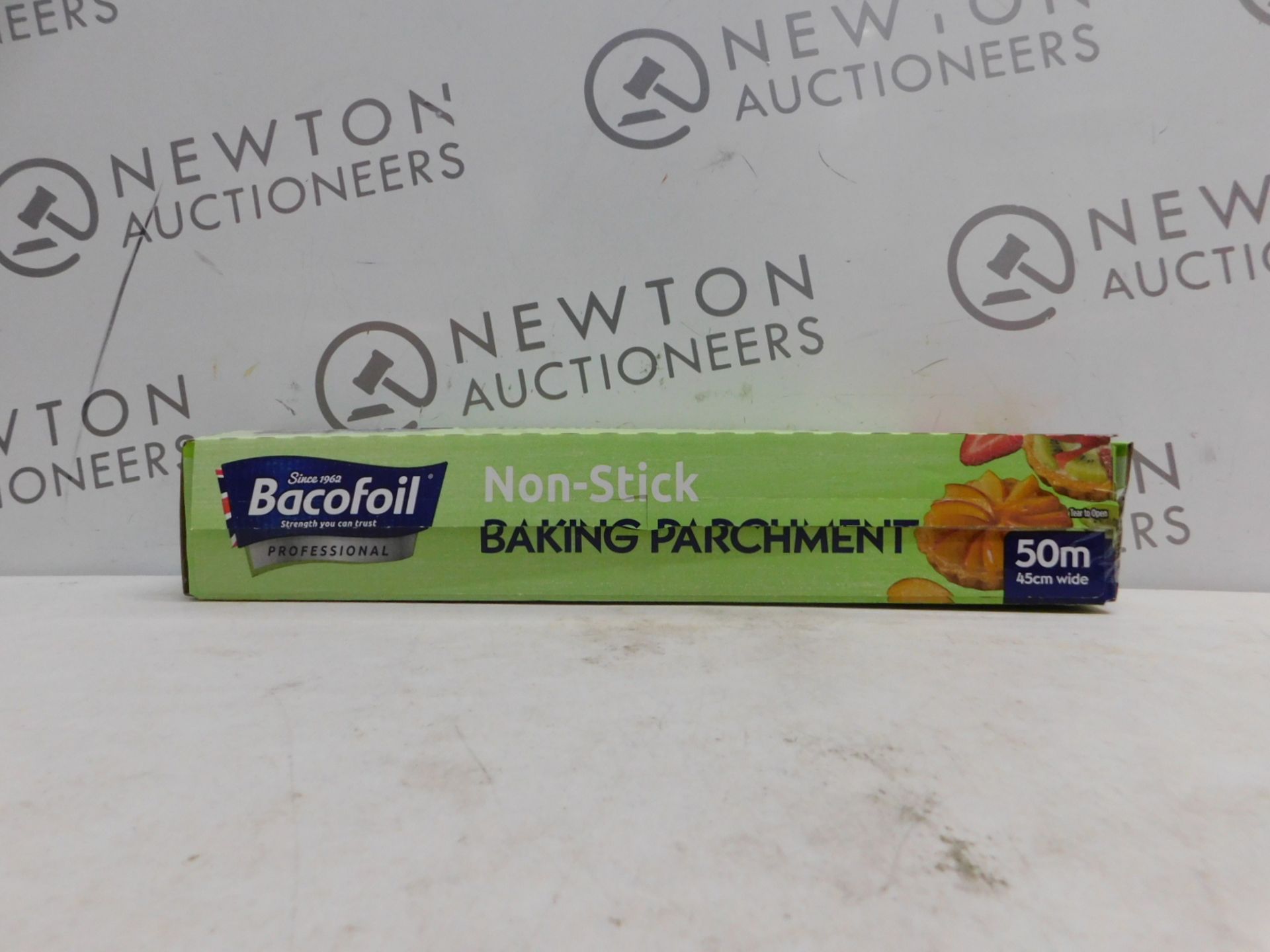 1 BOXED BACOFOIL PROFESSIONAL BAKING PARCHMENT 50M RRP Â£29.99