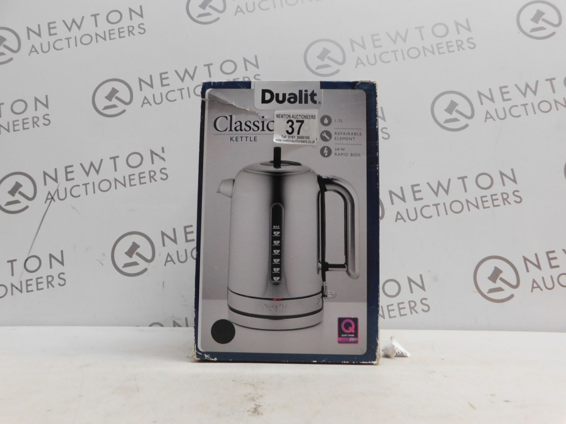 1 BOXED DUALIT POLISHED STAINLESS STEEL CLASSIC KETTLE 1.7L RRP Â£149.99