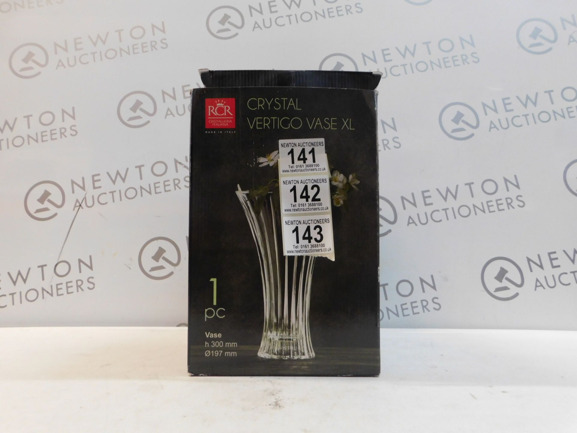 1 BOXED RCR CRYSTAL VERTIGO VASE XL RRP Â£29.99