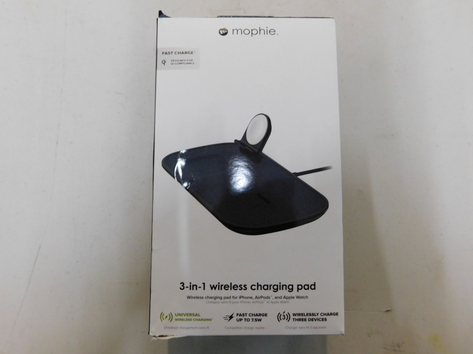 1 BOXED MOPHIE 3-IN-1 WIRELESS CHARGING PAD RRP Â£129.99