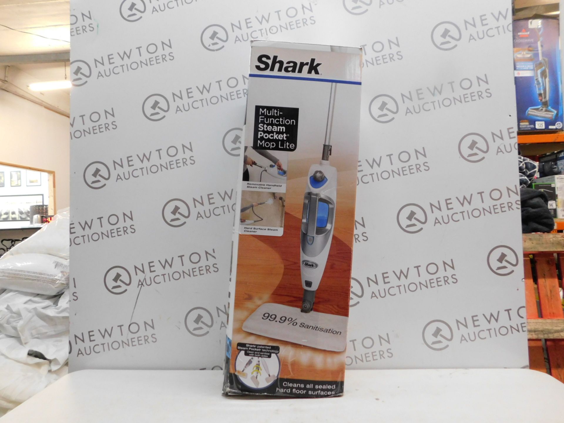 1 BOXED SHARK KLIK N FLIP STEAM POCKET MOP RRP Â£89.99