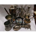 Box of mixed plateware incl. fox ornament, 2 pewter ale tankards etc.