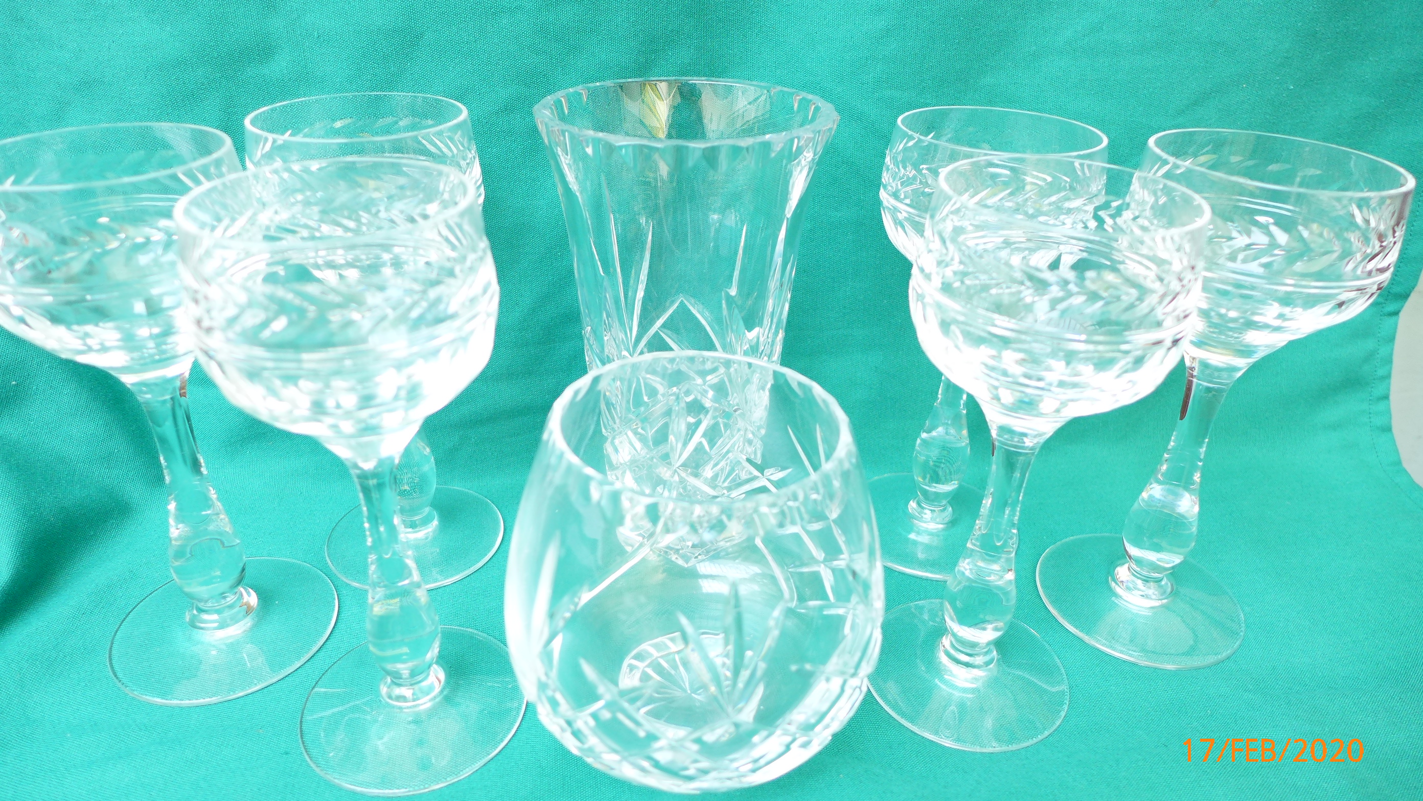 6 long stemmed cut glass flower vase and brandy balloon