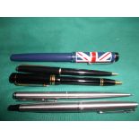 Silvered cased fountain pen and 4 miscellaneous (Guide Price £20-£30)