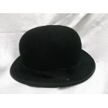 Black felt bowler hat ex.