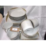 30 piece, 6 place setting tea and dinner service,