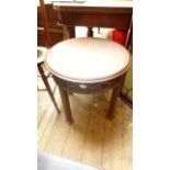 Circular topped mahogany sidetable (22" dia),