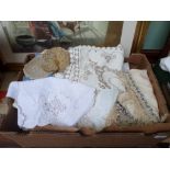 Valuable box of table linen
