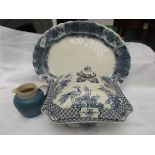 Blue and white Wood & Sons 'Uyan' patterned lidded vegetable dish,