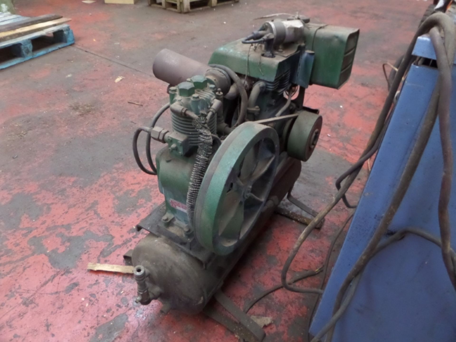 VILLIERS ENGINEERING WORKSHOP COMPRESSOR - Image 3 of 3