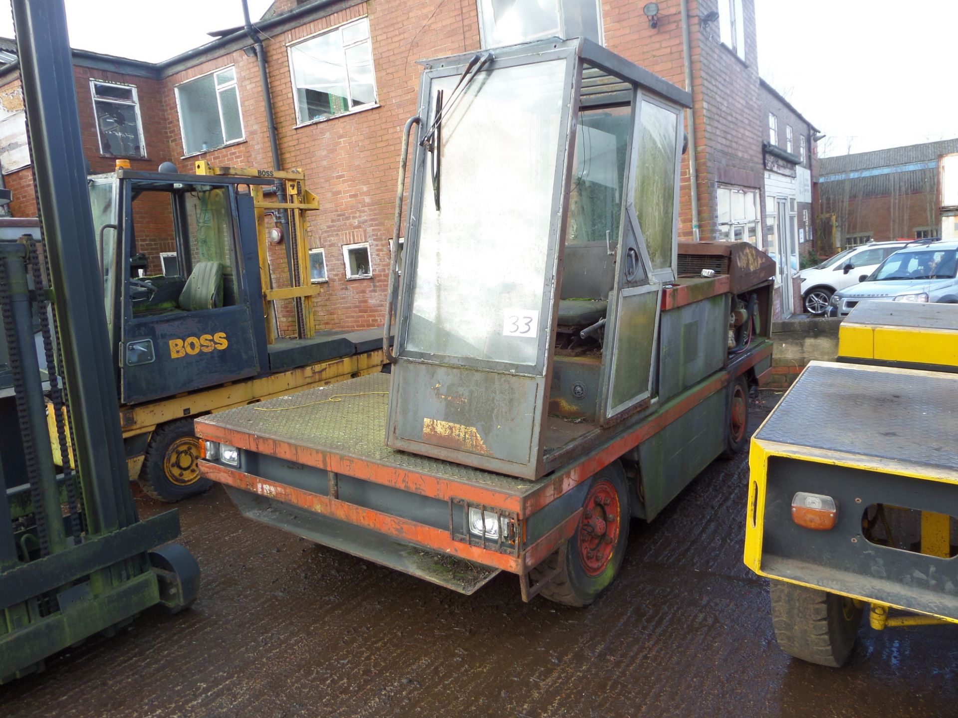 LANSING SIDE LOADER - HOURS: 4,194