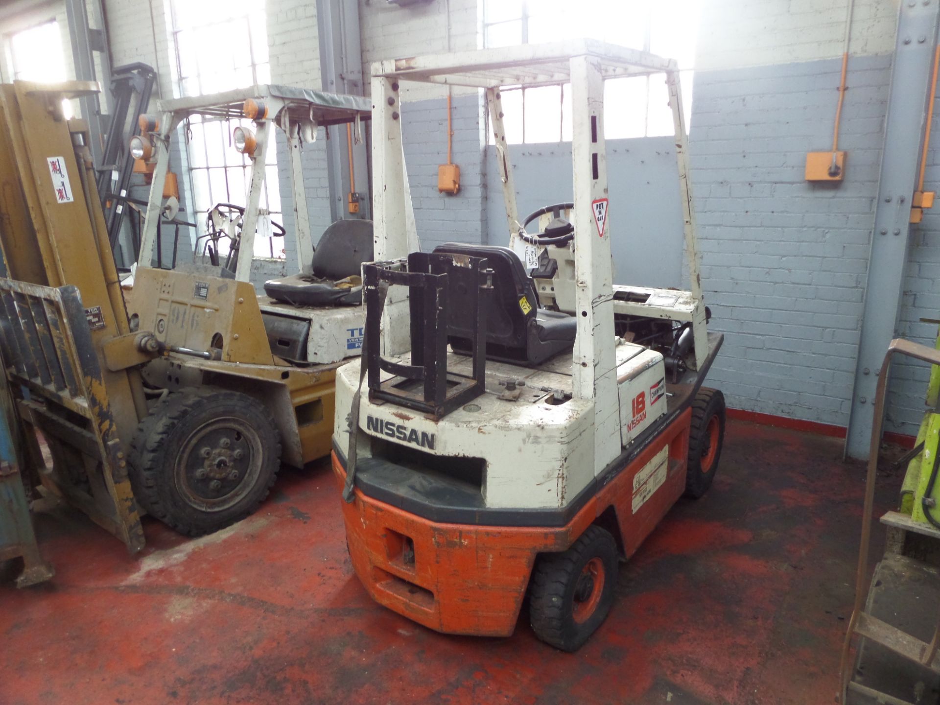 NISSAN PH01 A 18U Plant LPG / CNG - VIN: PH01A18U010289 - Year: . - 6,410 Hours - Forklift **NO - Image 3 of 7