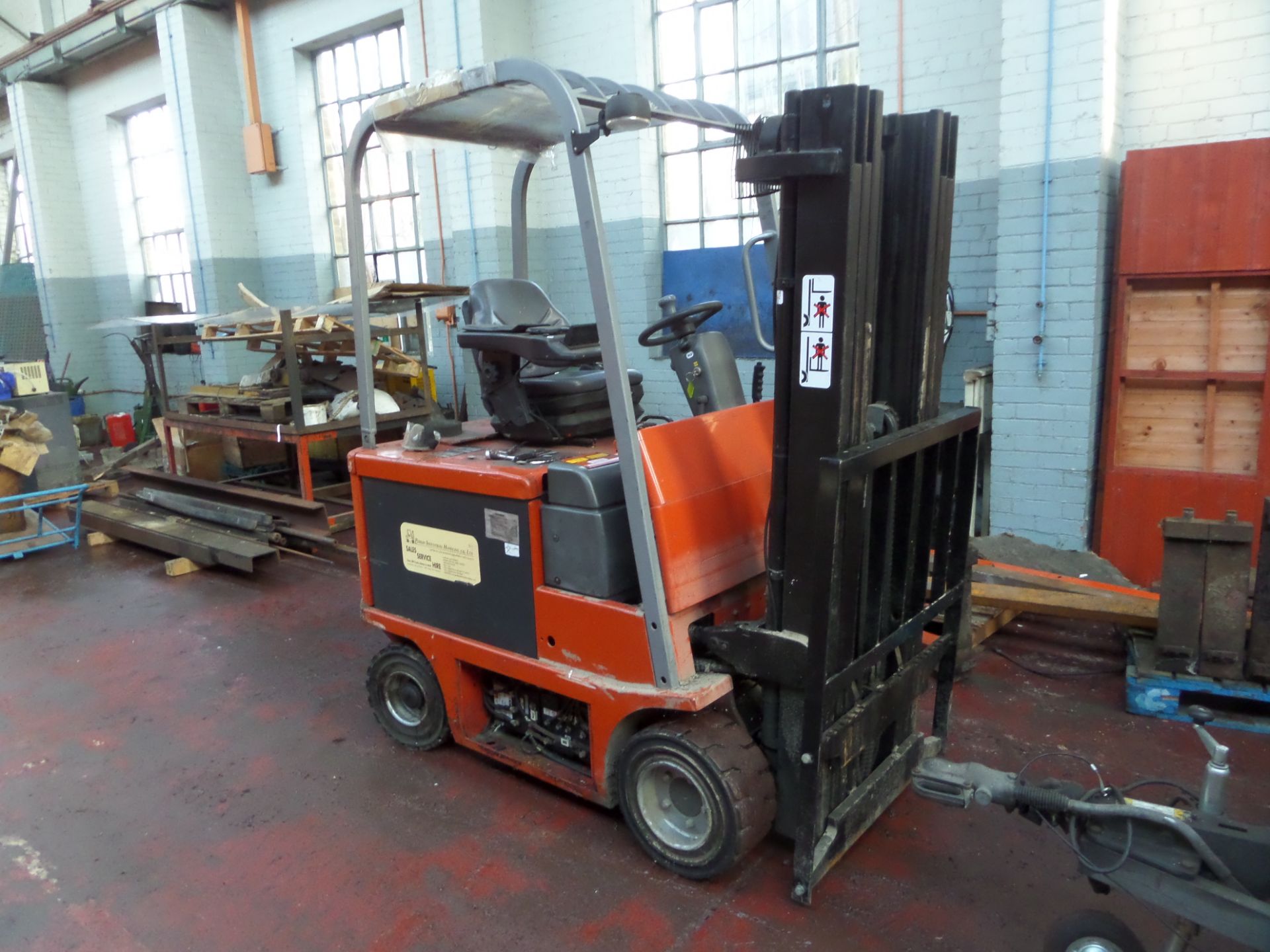 BT C4E200NL Plant Electric - VIN: CE301986 - Year: 2007 - . Hours - Triplex Forklift - Image 2 of 6