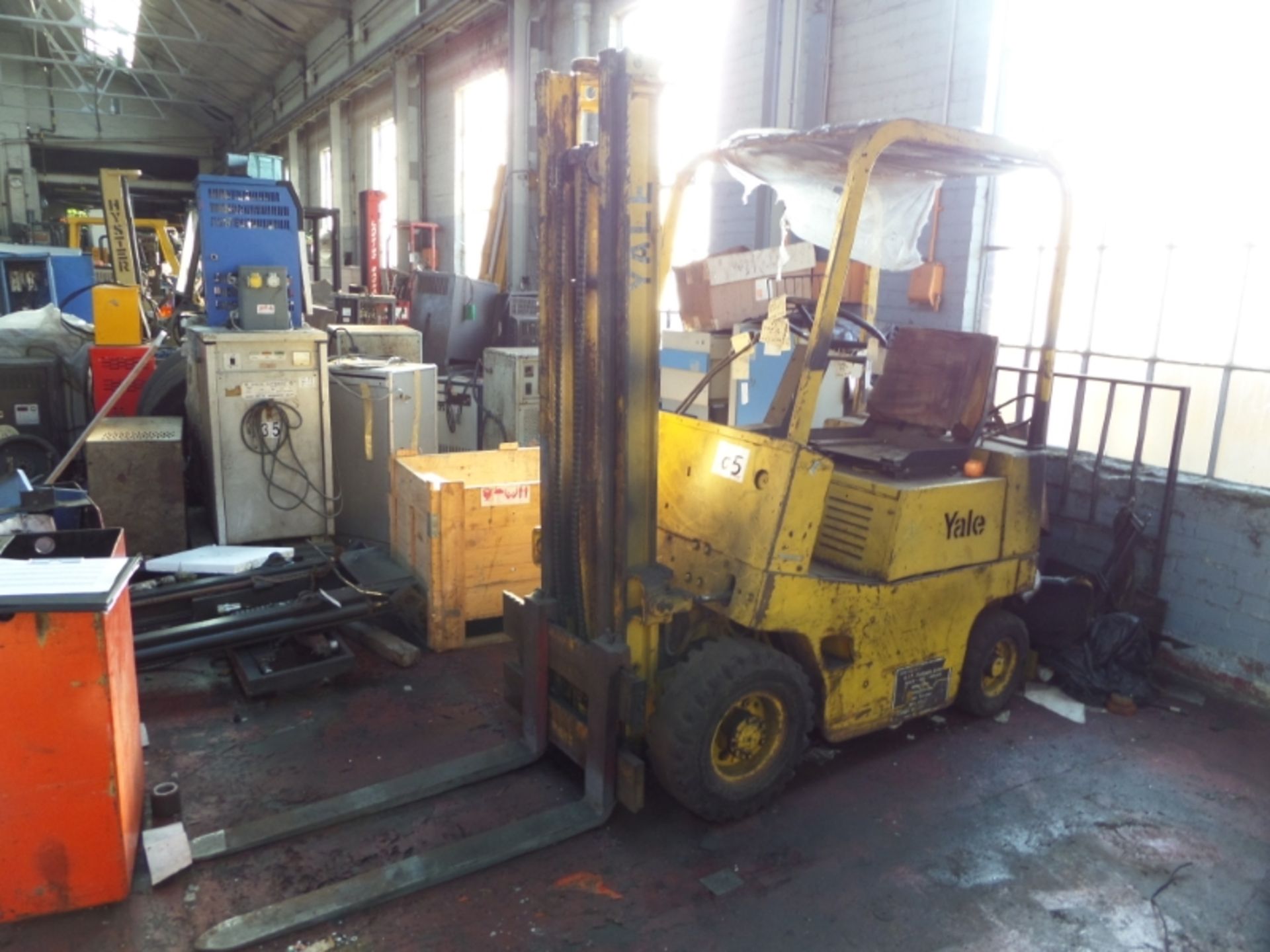 YALE GLP25 DUPLEX LPG FORKLIFT