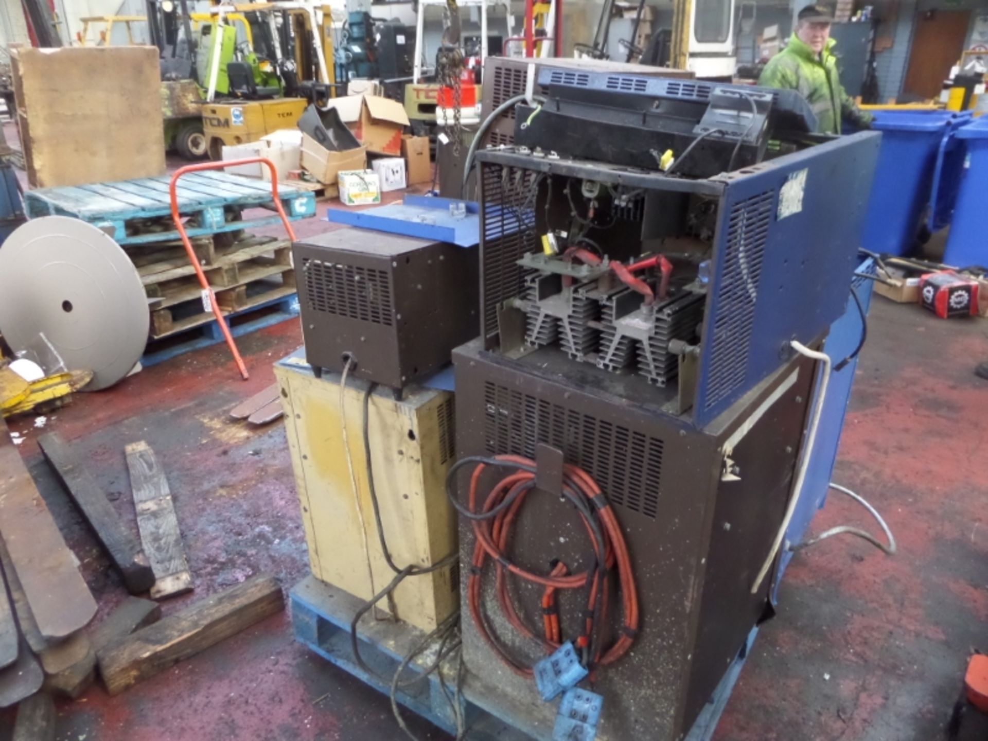 X8 FORKLIFT CHARGERS, VARIOUS MAKES - Image 2 of 2