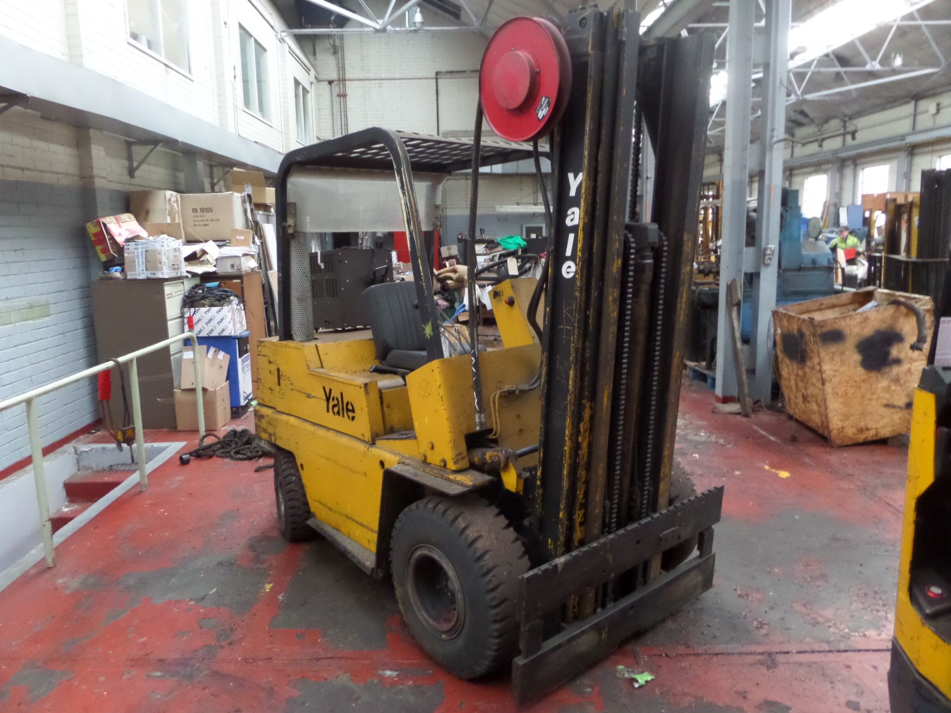 YALE GDP60EB Plant Diesel - VIN: E3000033 - Year: 1980 - 5,692 Hours - Triplex Forklift - Image 2 of 6
