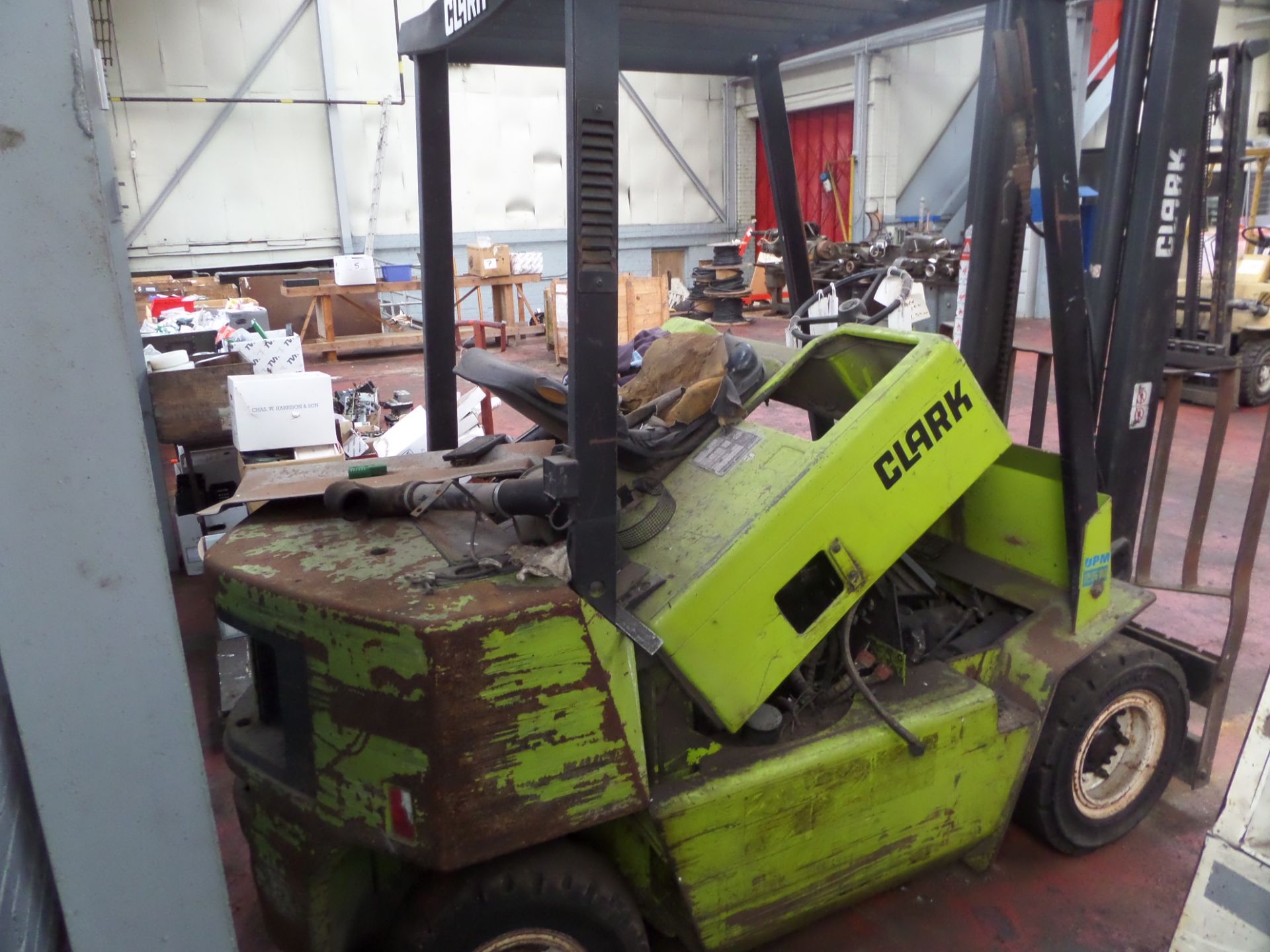 CLARK DPM 25N Plant Diesel - VIN: M3750334CEF6970 - Year: . - . Hours - Duplex Forklift - Image 3 of 4