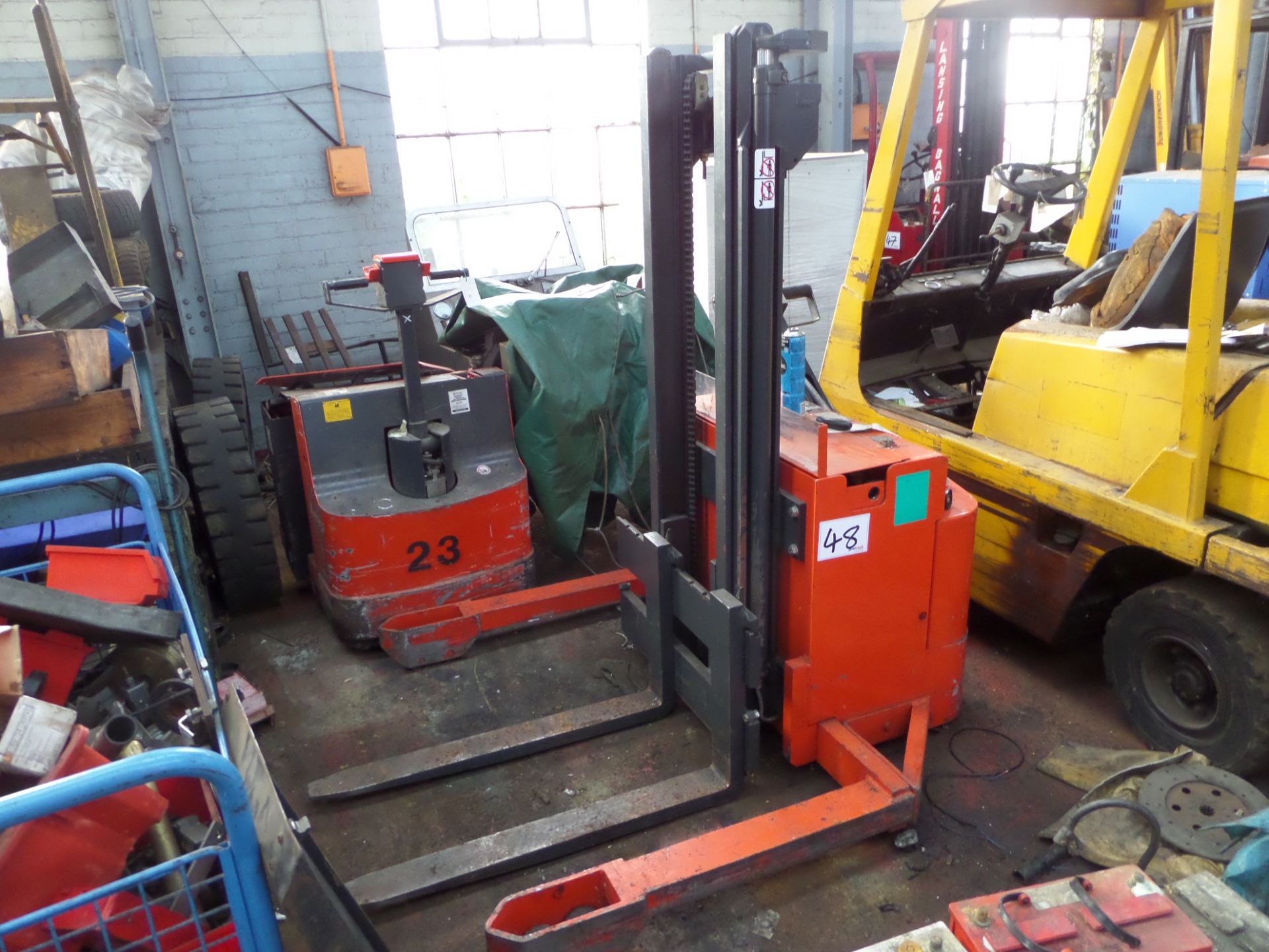 LANSING LINDE L16AS Plant Electric - VIN: 367C4700516LR - Year: 1992 - . Hours - Duplex Stacker