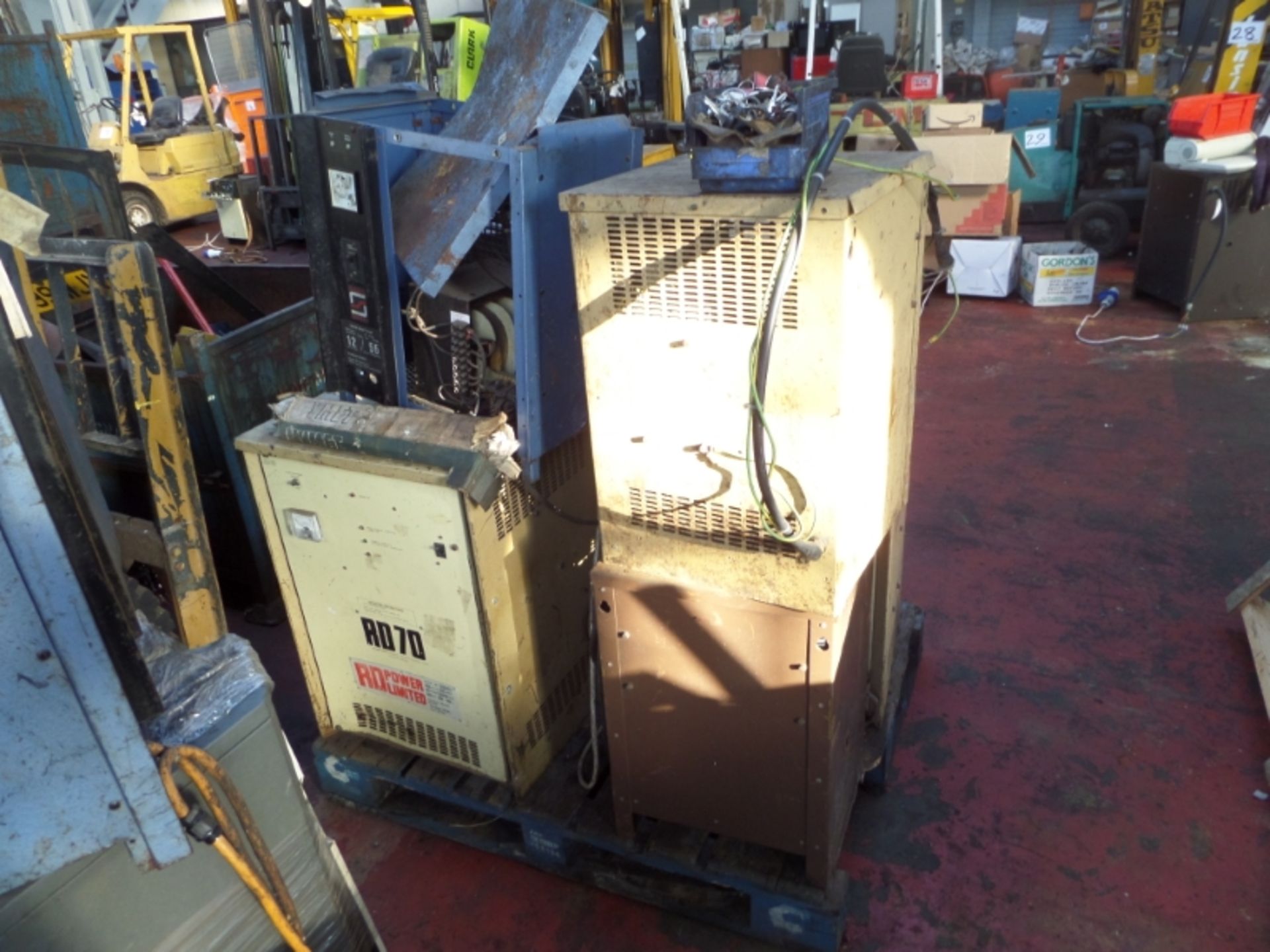 X8 ELECTRIC FORKLIFT CHARGERS, VARIOUS MAKES - Image 2 of 2