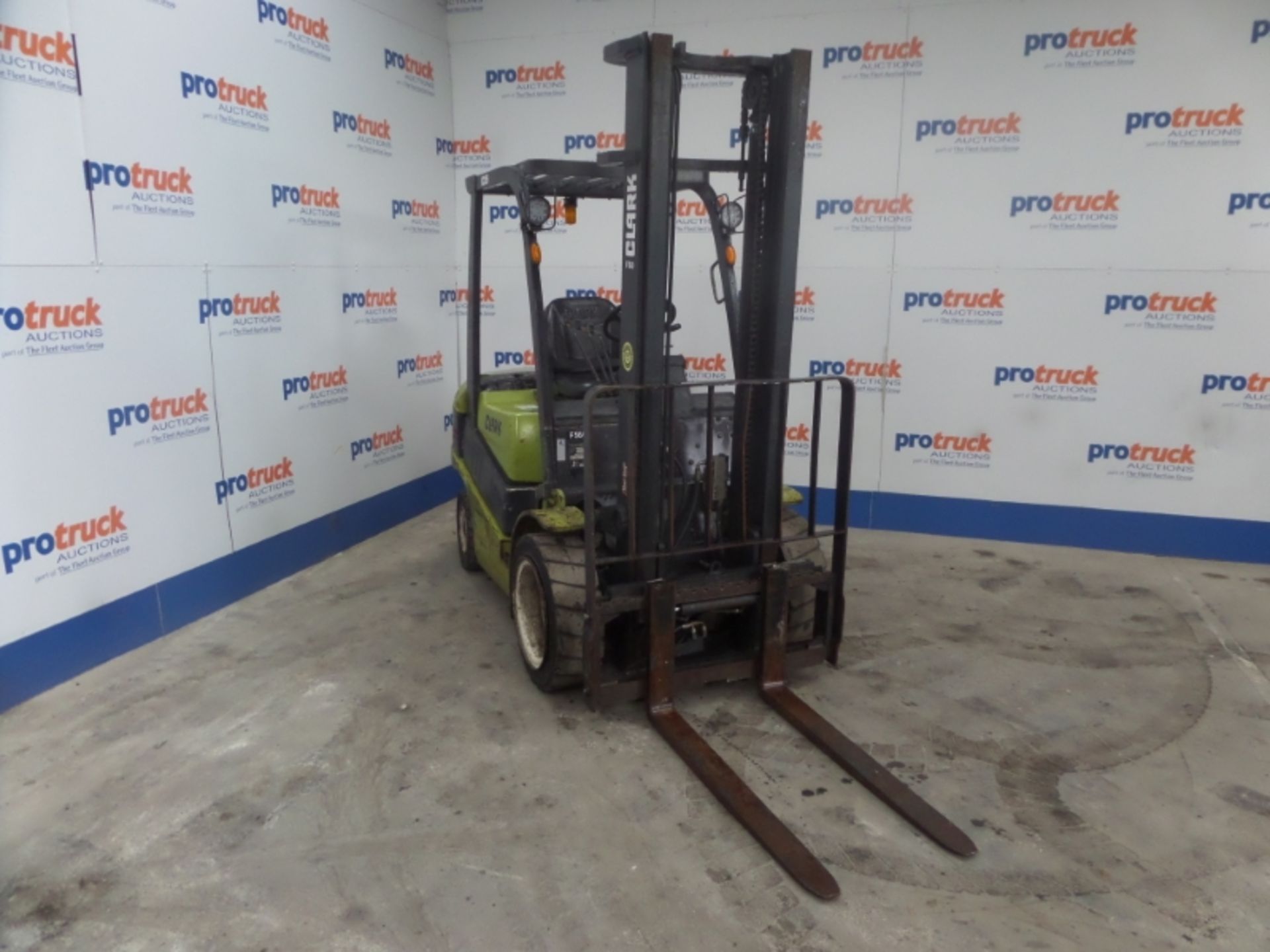 CLARK C25D Plant Diesel - VIN: P232D12779646 - Year: 2007 - 2,190 Hours - Duplex Forklift, - Image 2 of 7