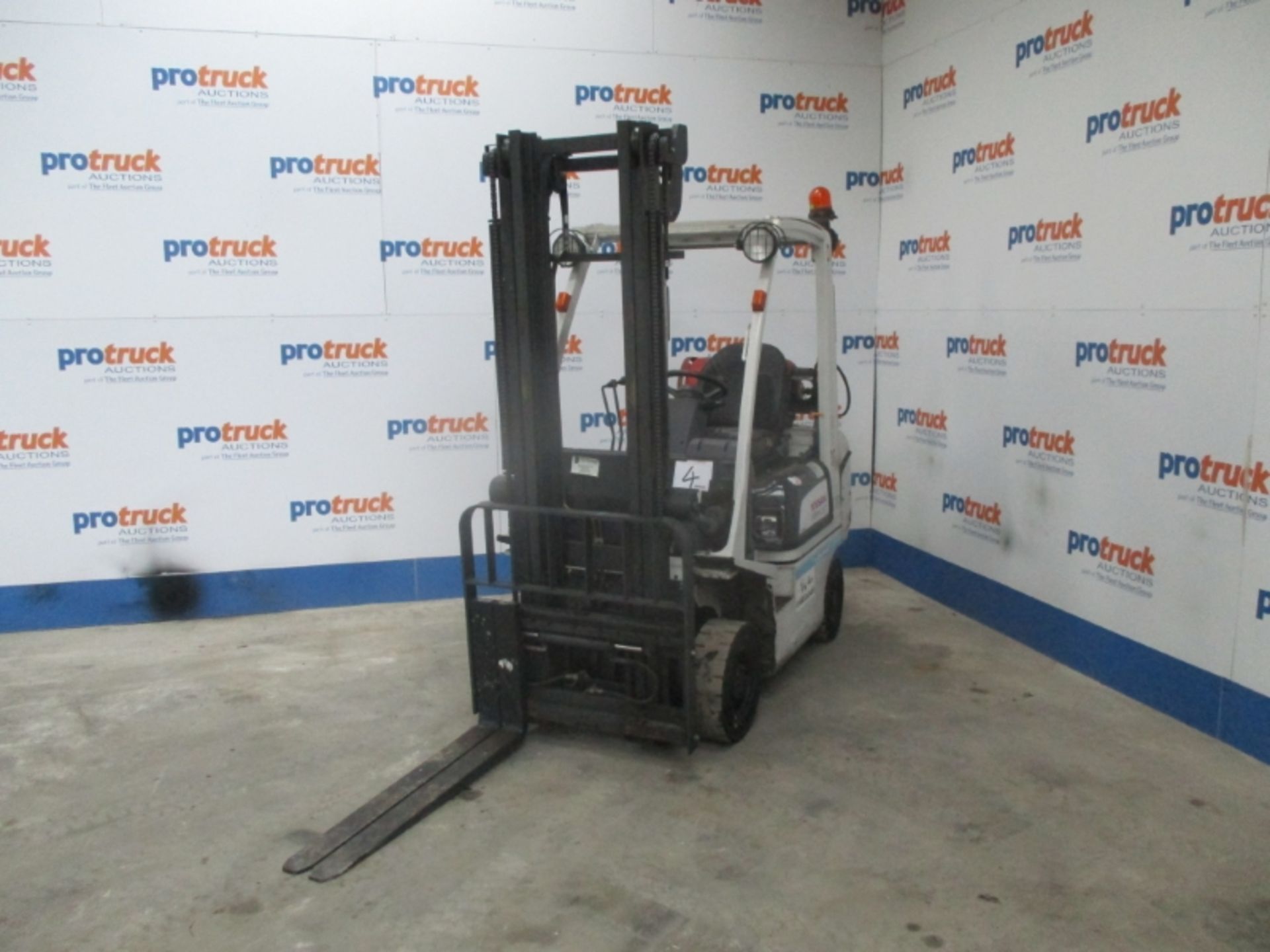 NISSAN P1D1A18LQ Plant Diesel - VIN: P1D1E702609 - Year: 2014 - 1,659 Hours - Duplex Forklift,