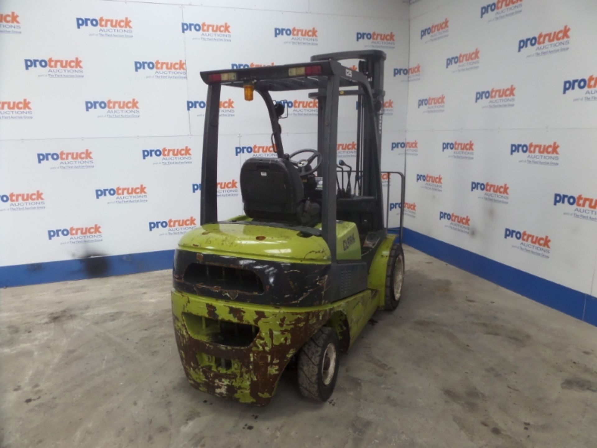 CLARK C25D Plant Diesel - VIN: P232D12779646 - Year: 2007 - 2,190 Hours - Duplex Forklift, - Image 3 of 7