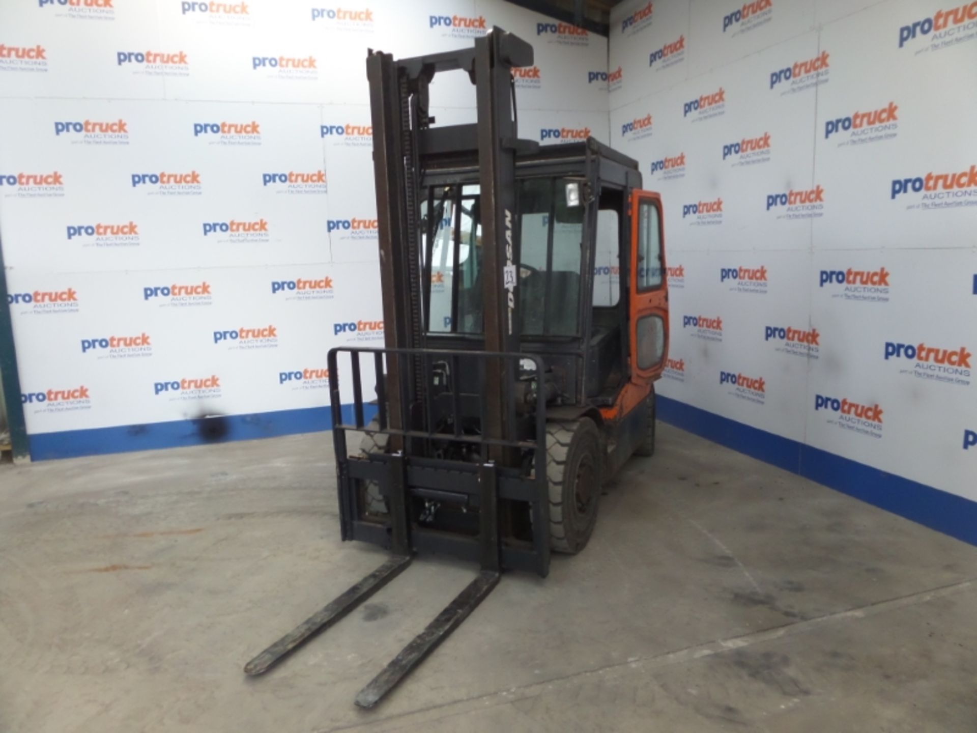 DOOSAN D40SC-5 Plant Diesel - VIN: FDB06124000094 - Year: 2012 - 8,733 Hours - Duplex 4M Forklift,