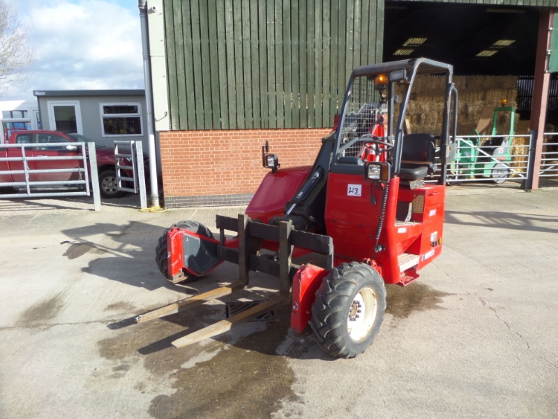 MOFFETT M10.25.3W Plant Diesel - VIN: J350230A - Year: 2010 - 333 Hours - 3.6M Mountable