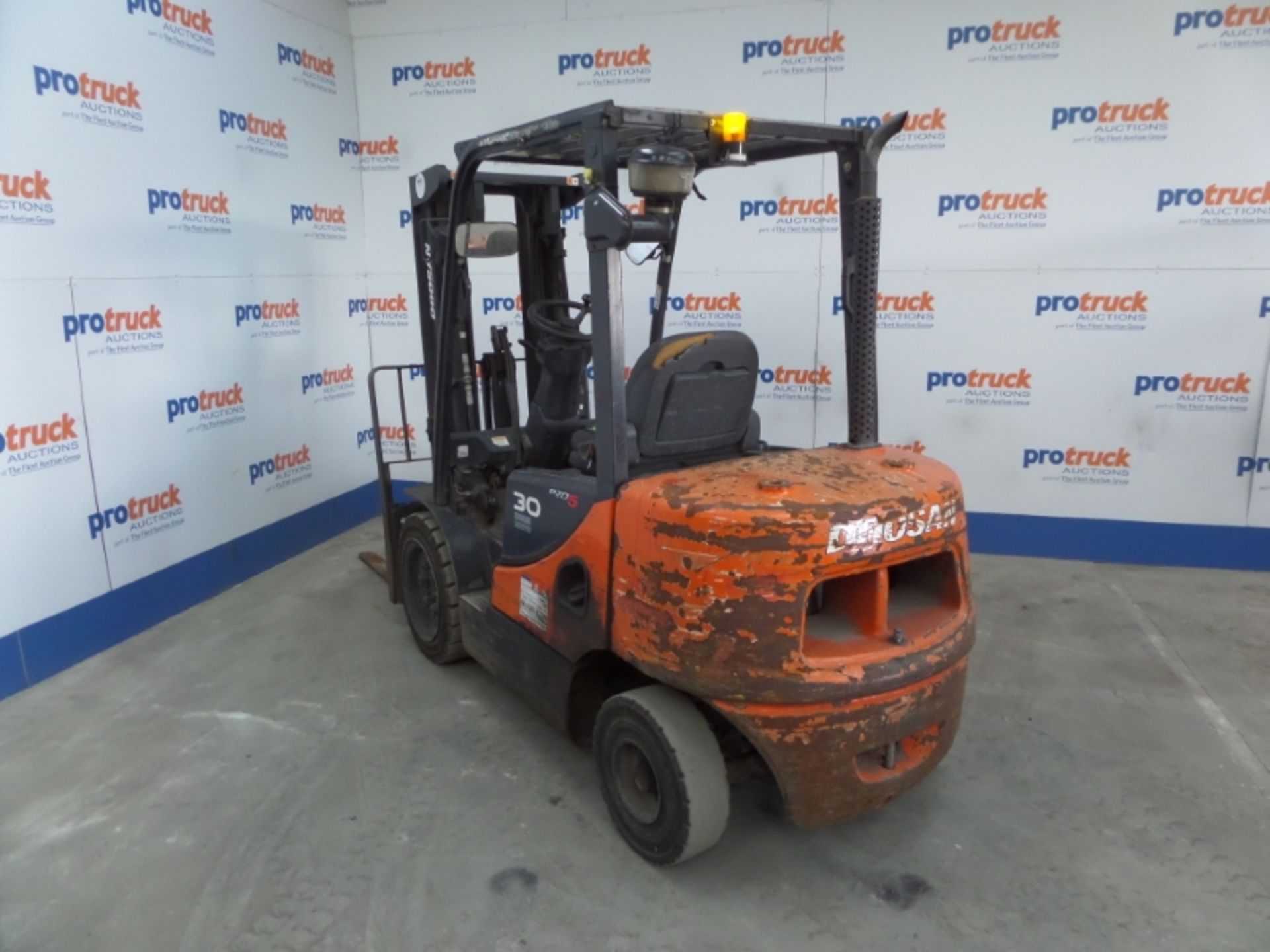 DOOSAN D30S-5 Plant Diesel - VIN: FDA06124018141 - Year: 2014 - 4,580 km - Triplex 3.2M Forklift, - Image 4 of 7