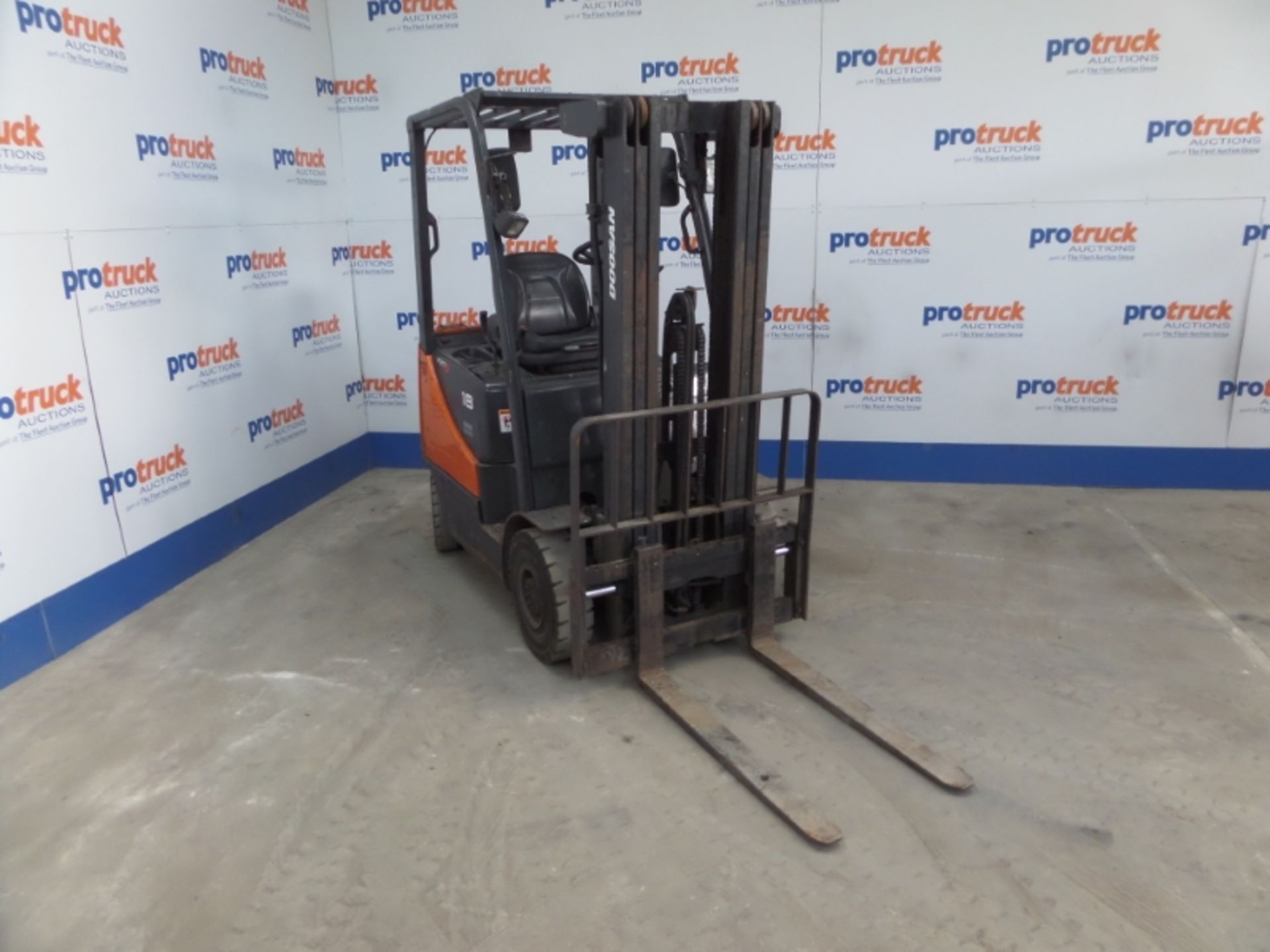 DOOSAN D18S-5 Plant Diesel - VIN: FDA02124000506 - Year: 2012 - 3,884 Hours - Triplex 4.5M Forklift, - Image 2 of 7