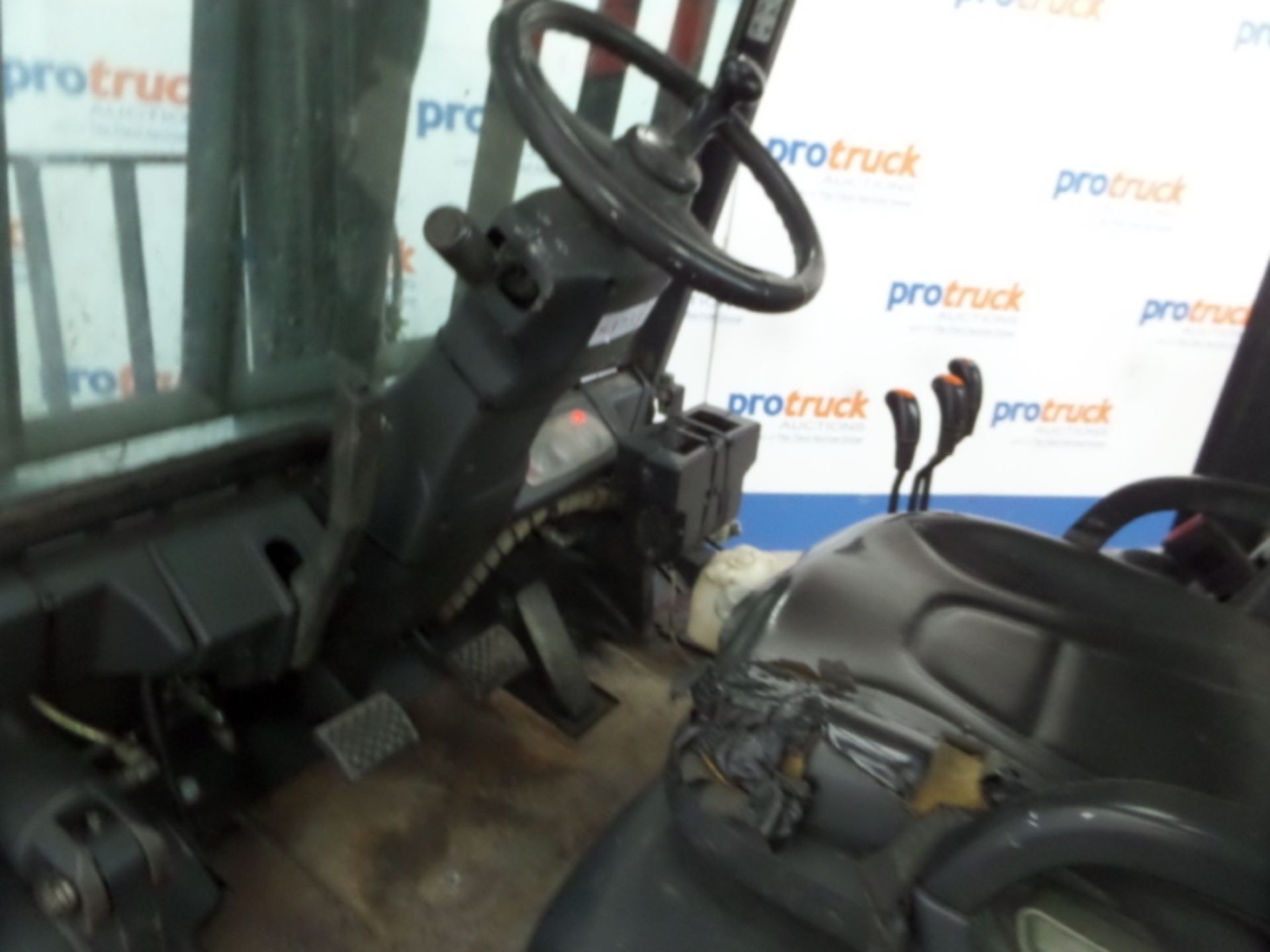 DOOSAN D40SC-5 Plant Diesel - VIN: FDB06124000094 - Year: 2012 - 8,733 Hours - Duplex 4M Forklift, - Image 5 of 7