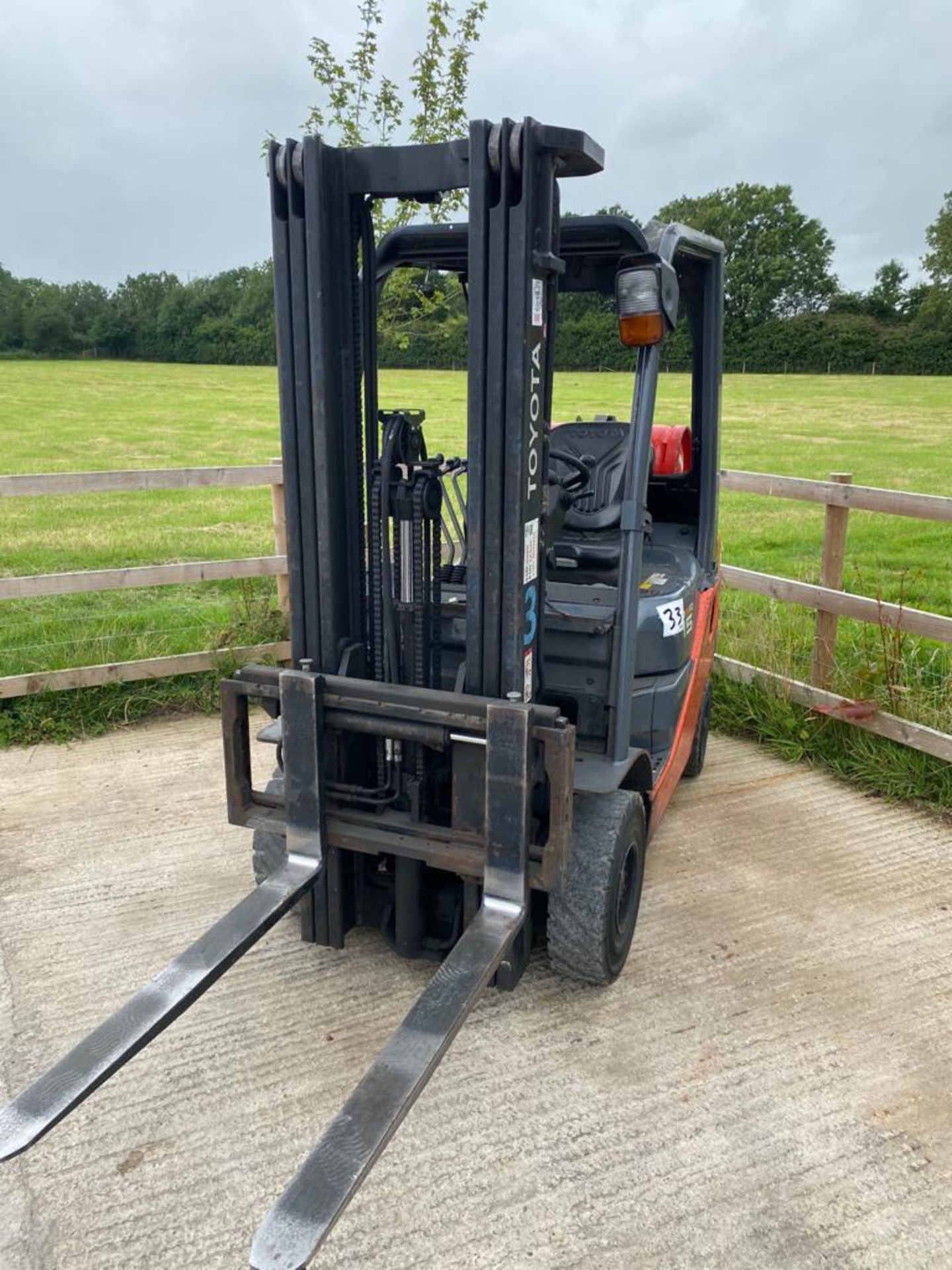 TOYOTA 02-8FGF15 Plant LPG - VIN: 8FGF18E60661 - Year: 2015 - 4.7M Triplex Forklift, Sideshift,