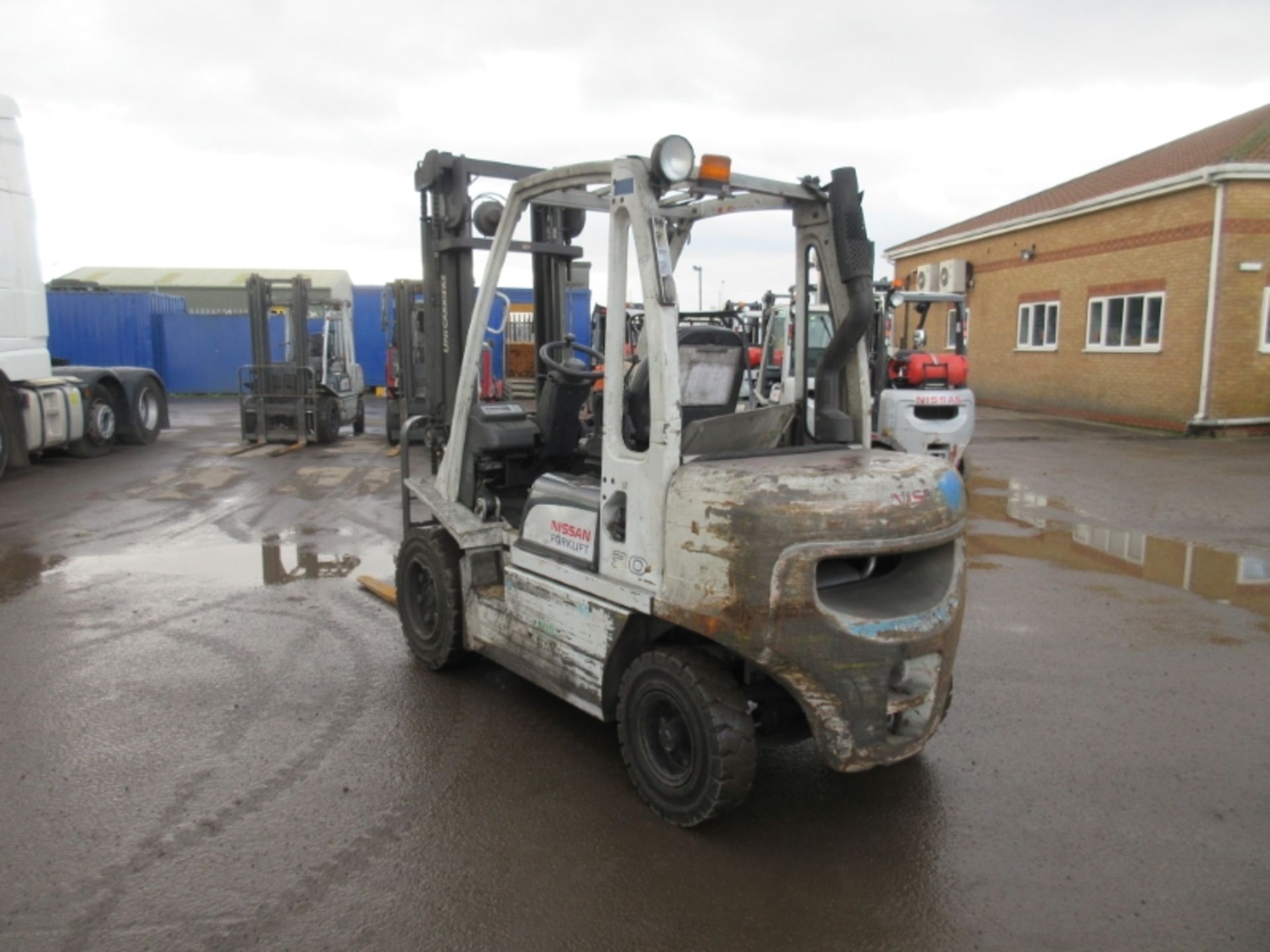 NISSAN YG1D2A30Q Plant Diesel - VIN: E702957 - Year: 2014 - 15162 Hours - 3.7M Duplex Forklift - Image 3 of 7