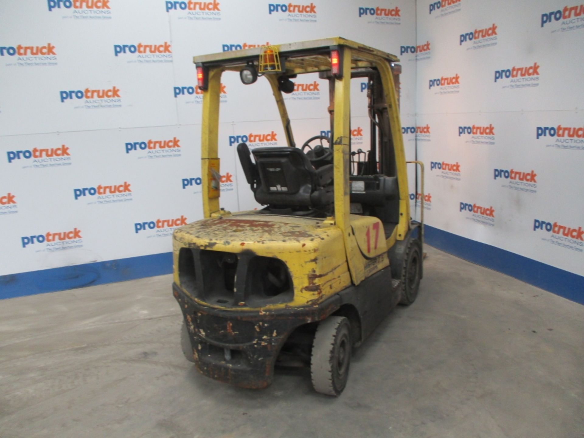 HYSTER H2.5FT Plant Diesel - VIN: L177B38024K - Year: 2012 - . Hours - 4.95M Triplex Forklift, - Image 7 of 7