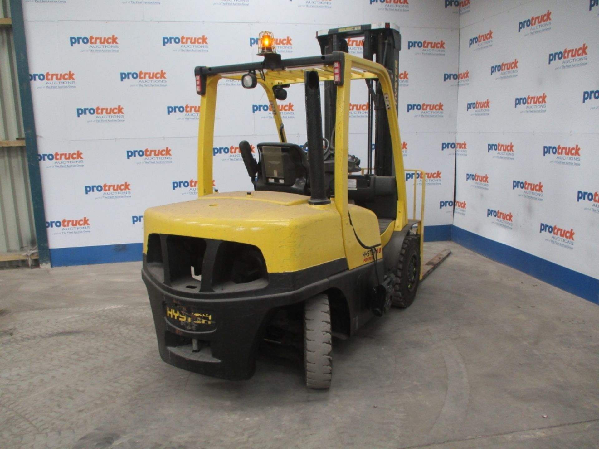 HYSTER H4.0FT6 Plant Diesel - VIN: P05B02910H - Year: 2010 - 3,488 Hours - 4.3M Duplex Forklift, - Image 5 of 6