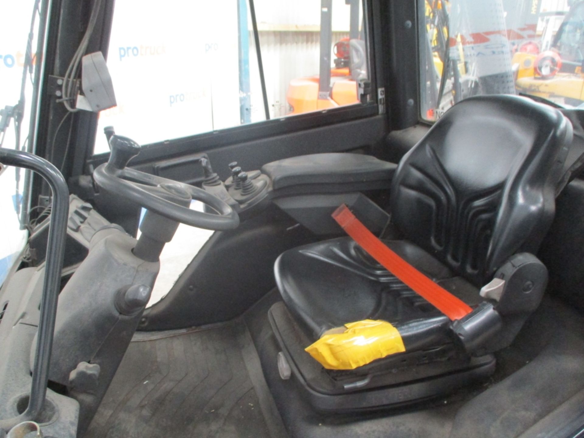 LINDE H20D-01 Plant Diesel - VIN: H2X392A01581 - Year: 2010 - 9,662 Hours - 4M Duplex Forklift, R. - Image 5 of 8