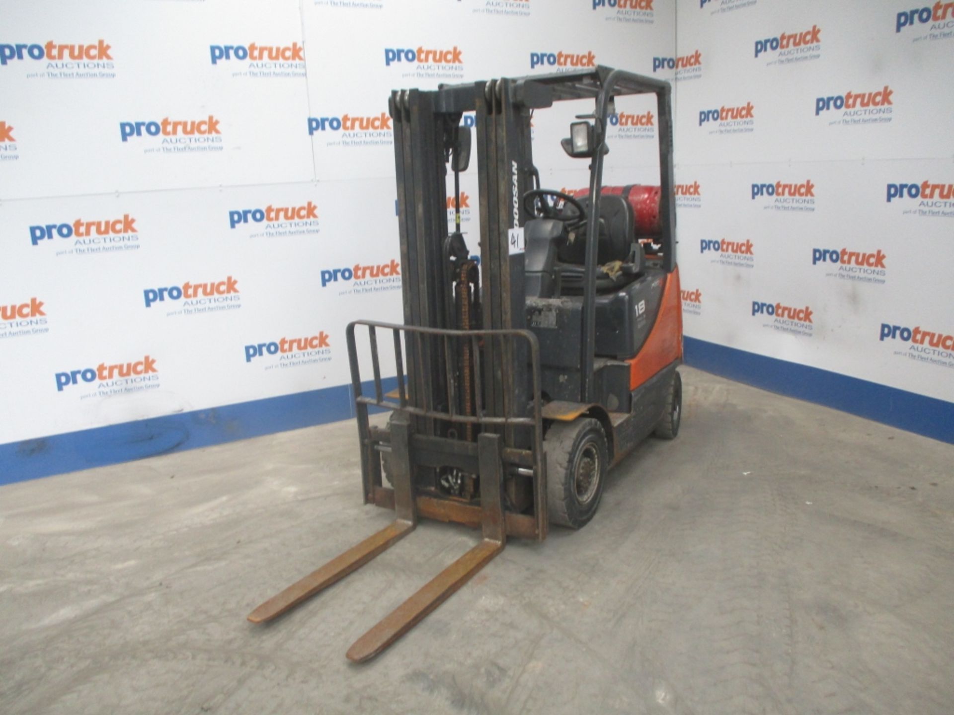 DOOSAN G18S-5 Plant LPG / CNG - VIN: FGA02171001306 - Year: 2013 - 8,211 Hours - 4.5M Triplex