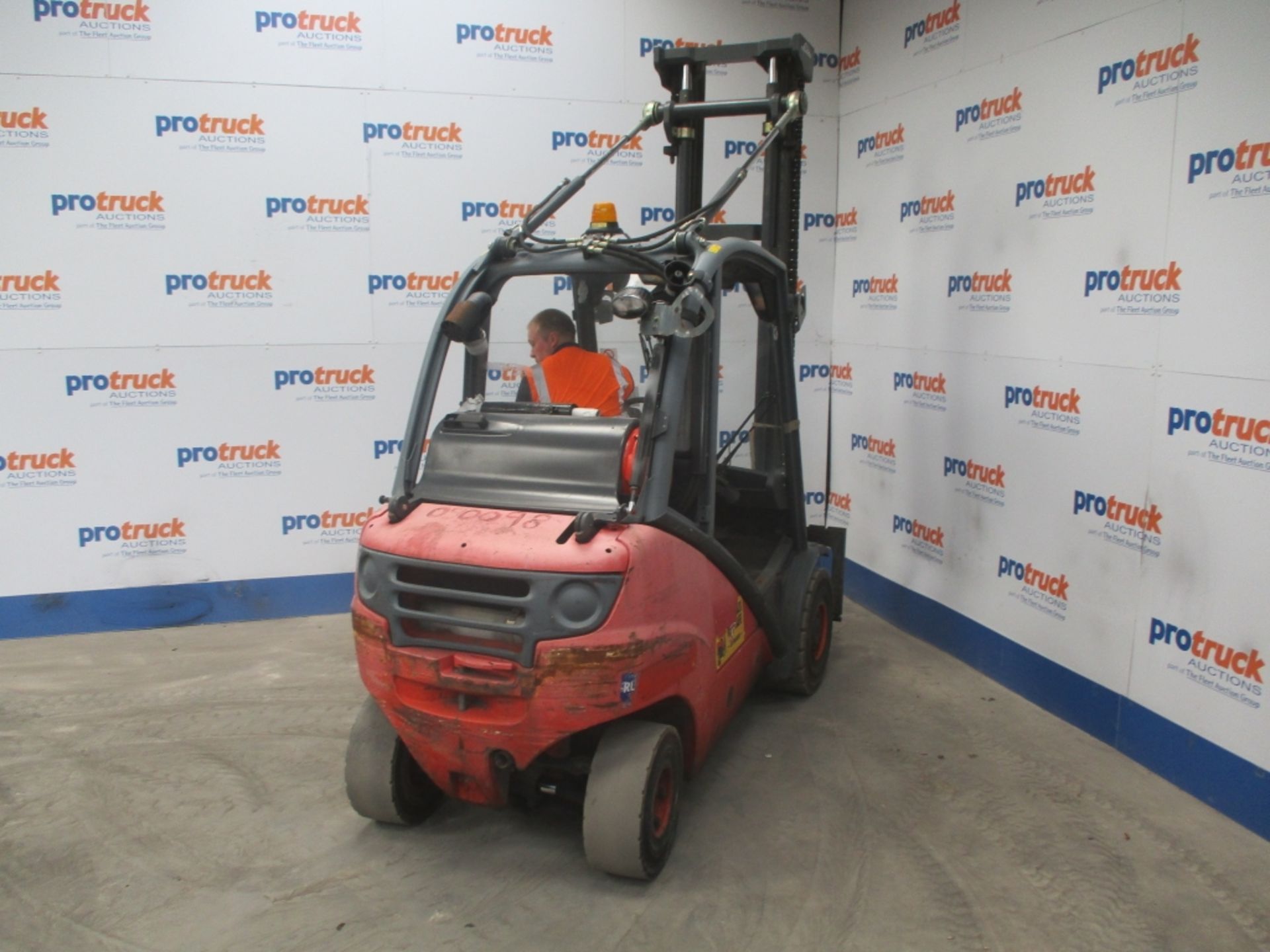 LINDE H30 Plant LPG / CNG - VIN: H2X393S03480 - Year: 2005 - 10,609 Hours - Duplex Forklift, R.D. - Image 4 of 7