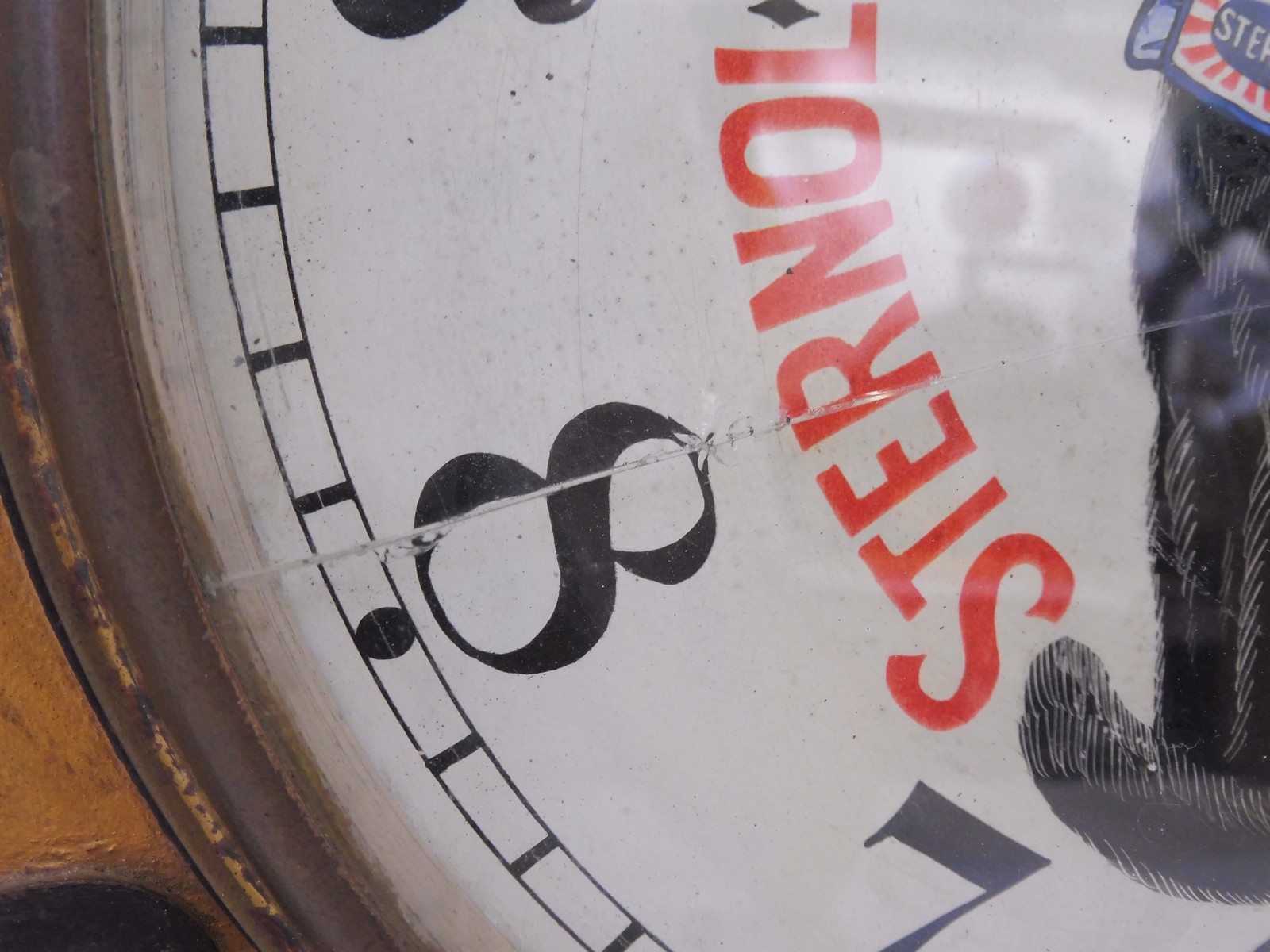 A rare Sternol Oils circular wooden advertising wall clock, with original painted dial depicting - Image 3 of 8