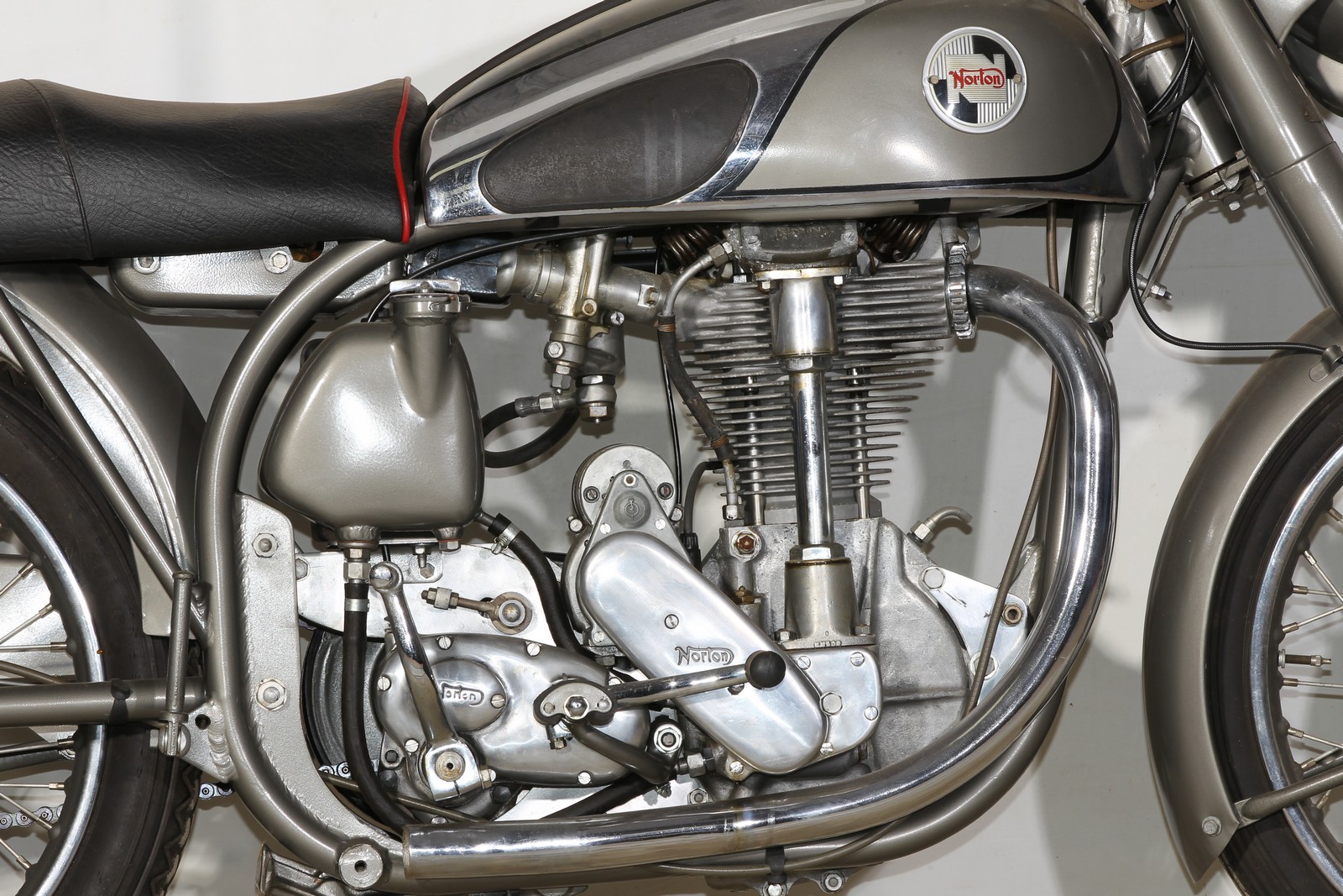 1956 Norton Model 30 International 490cc - Image 3 of 8