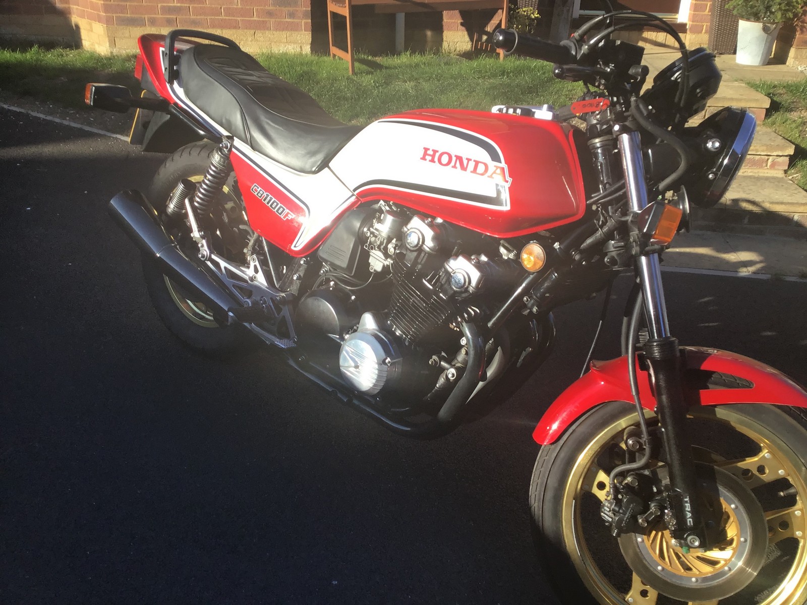 1983 Honda CB 1100F - Image 4 of 6